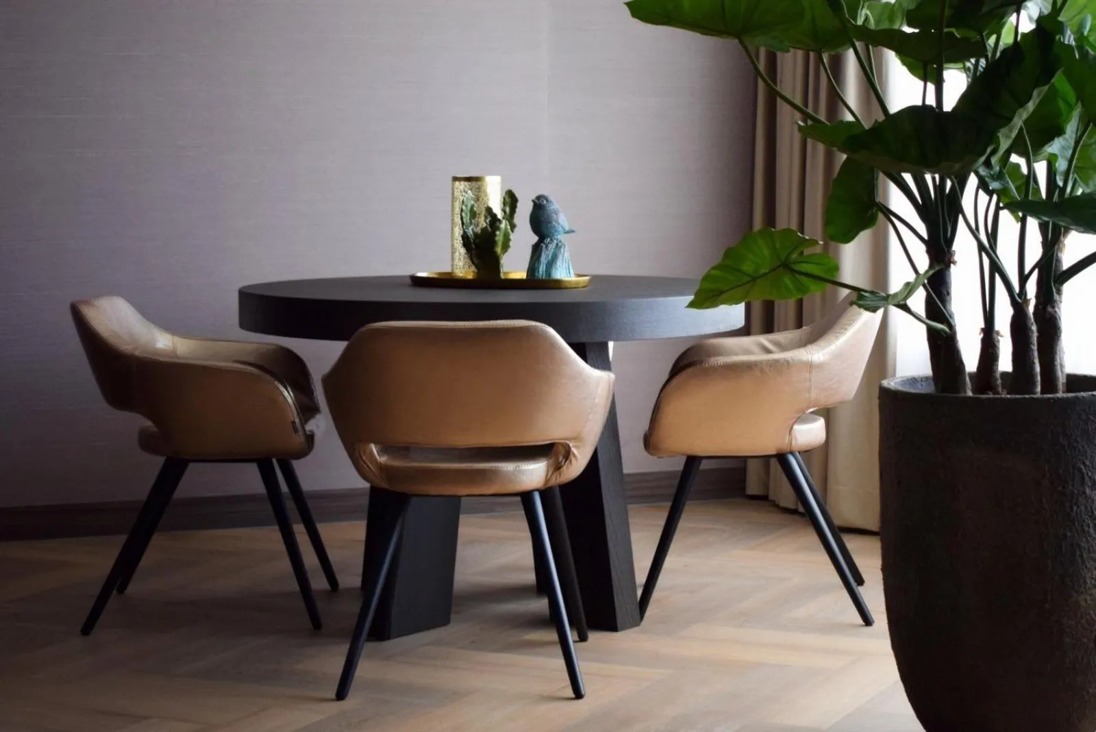 Seating area in Van der Valk Hotel Hengelo