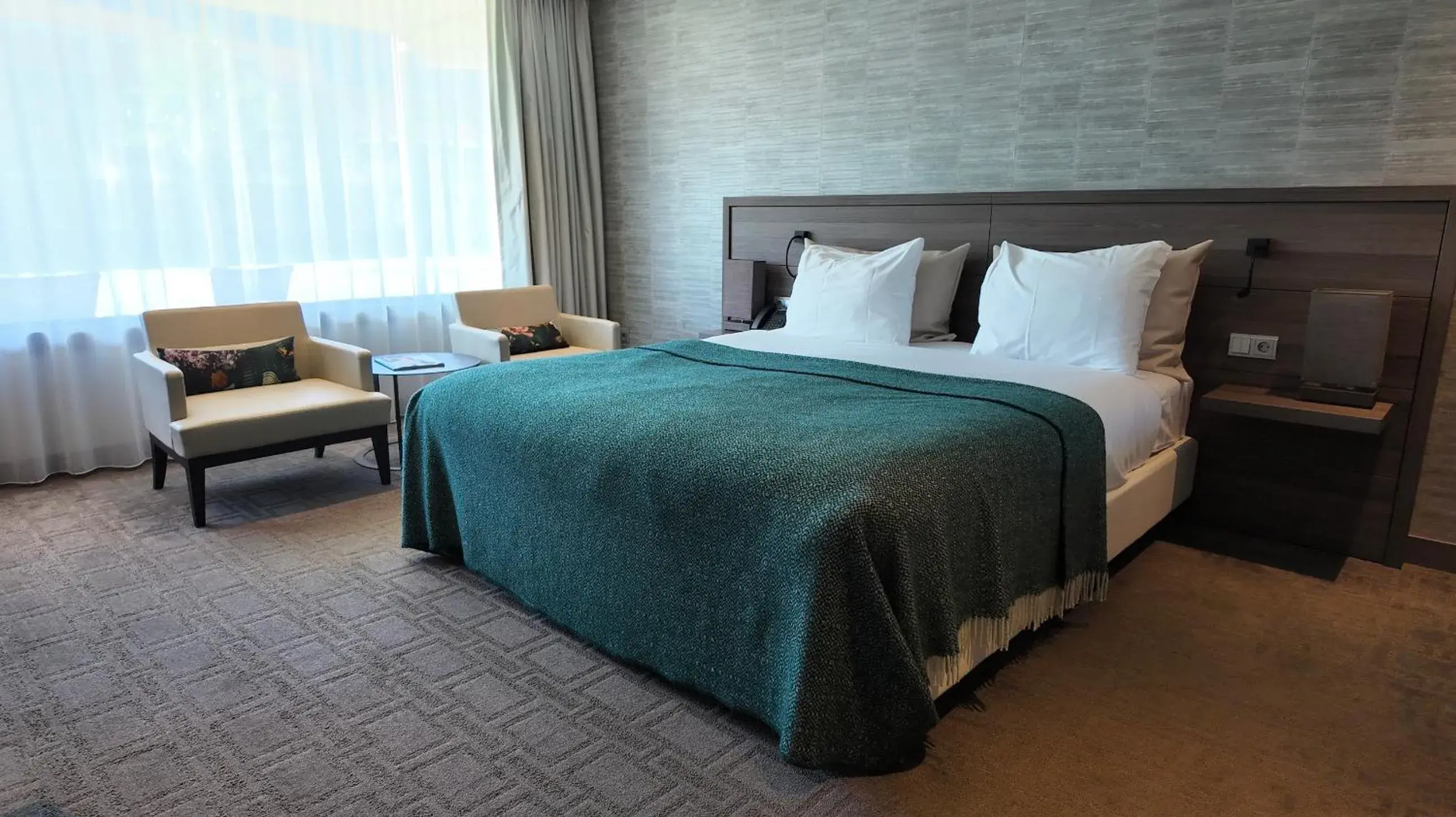 Superior King Room in Van der Valk Hotel Hengelo Superior King Room in Van der Valk Hotel Hengelo