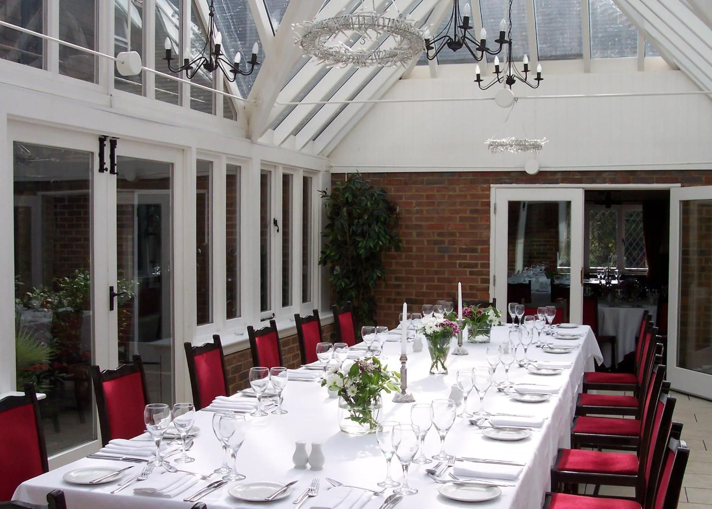 Restaurant/places to eat in The Brickwall Hotel