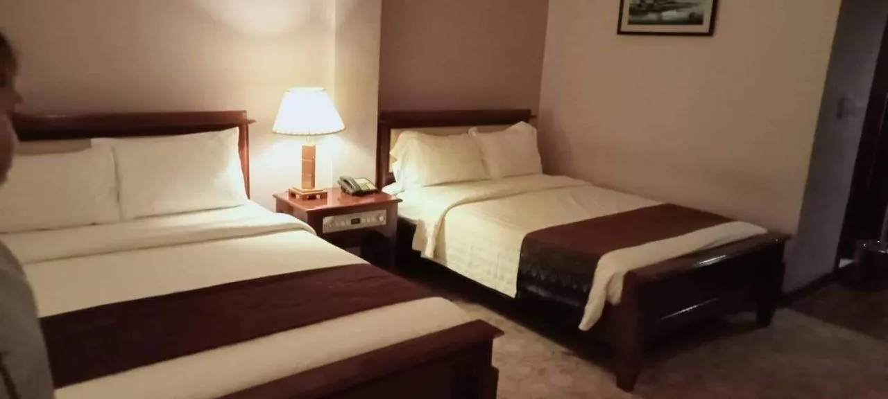 Bed in Ree Mohasambath Hotel & Resort