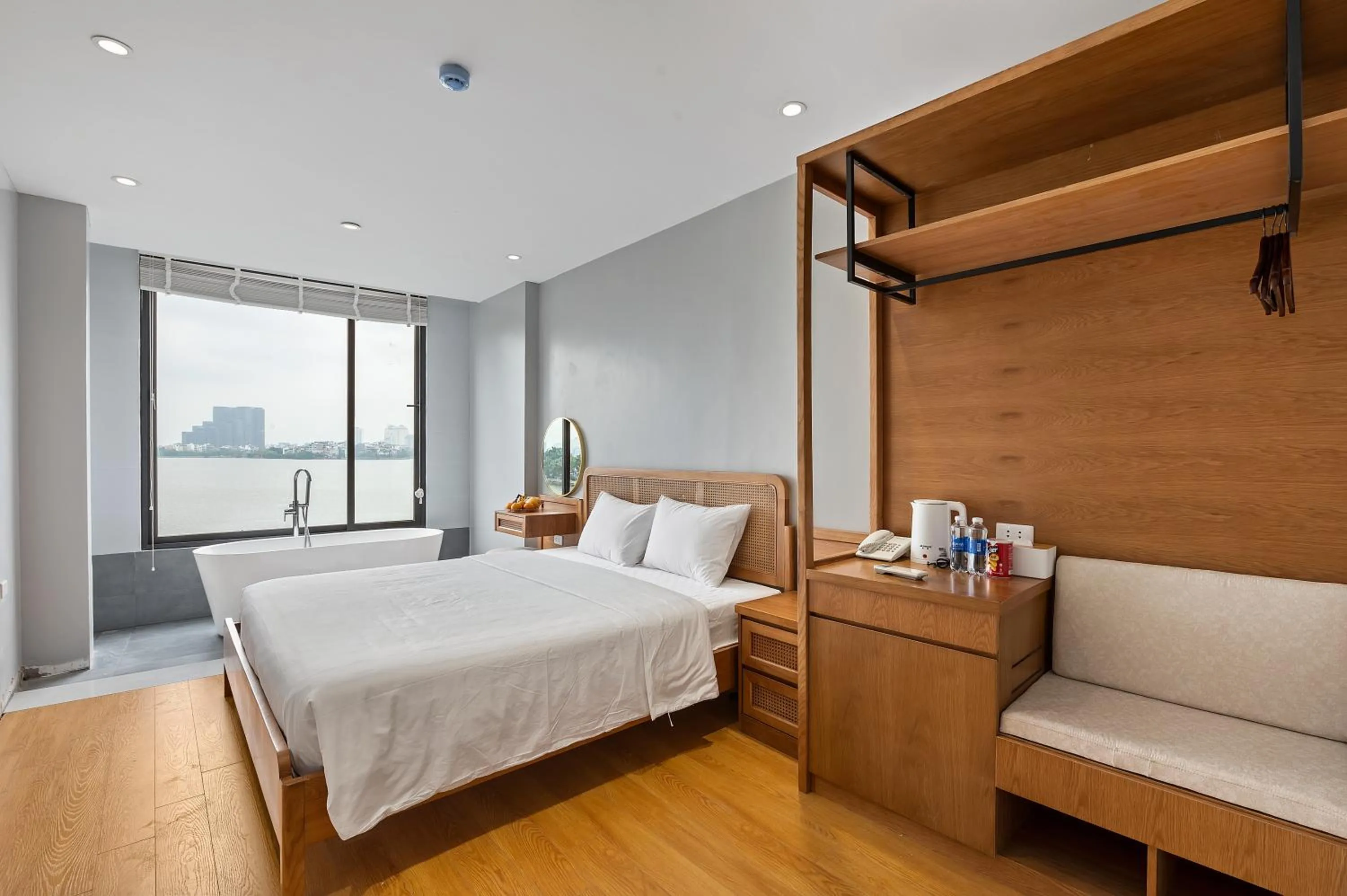 Bed in Lakeview Residence Hotel