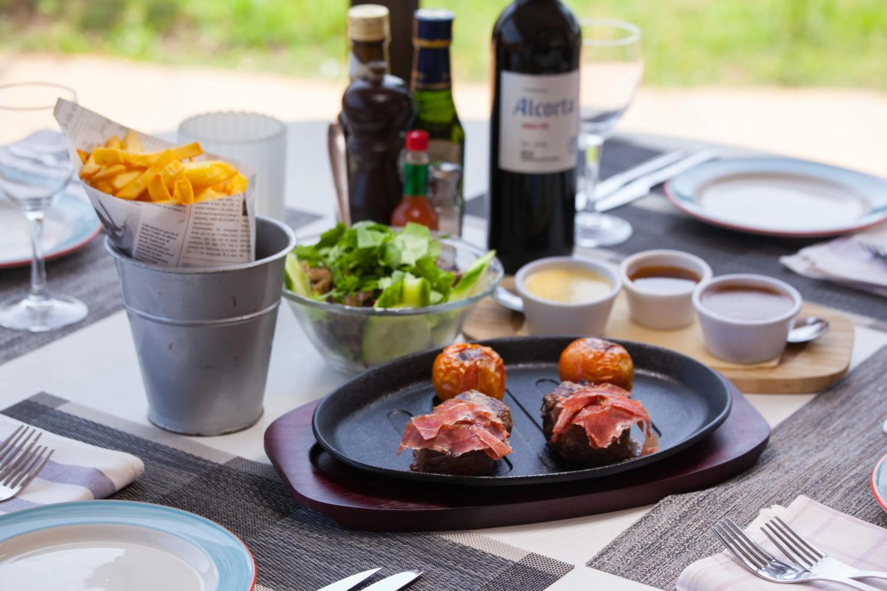 Restaurant/places to eat in Grupotel Las Pitas