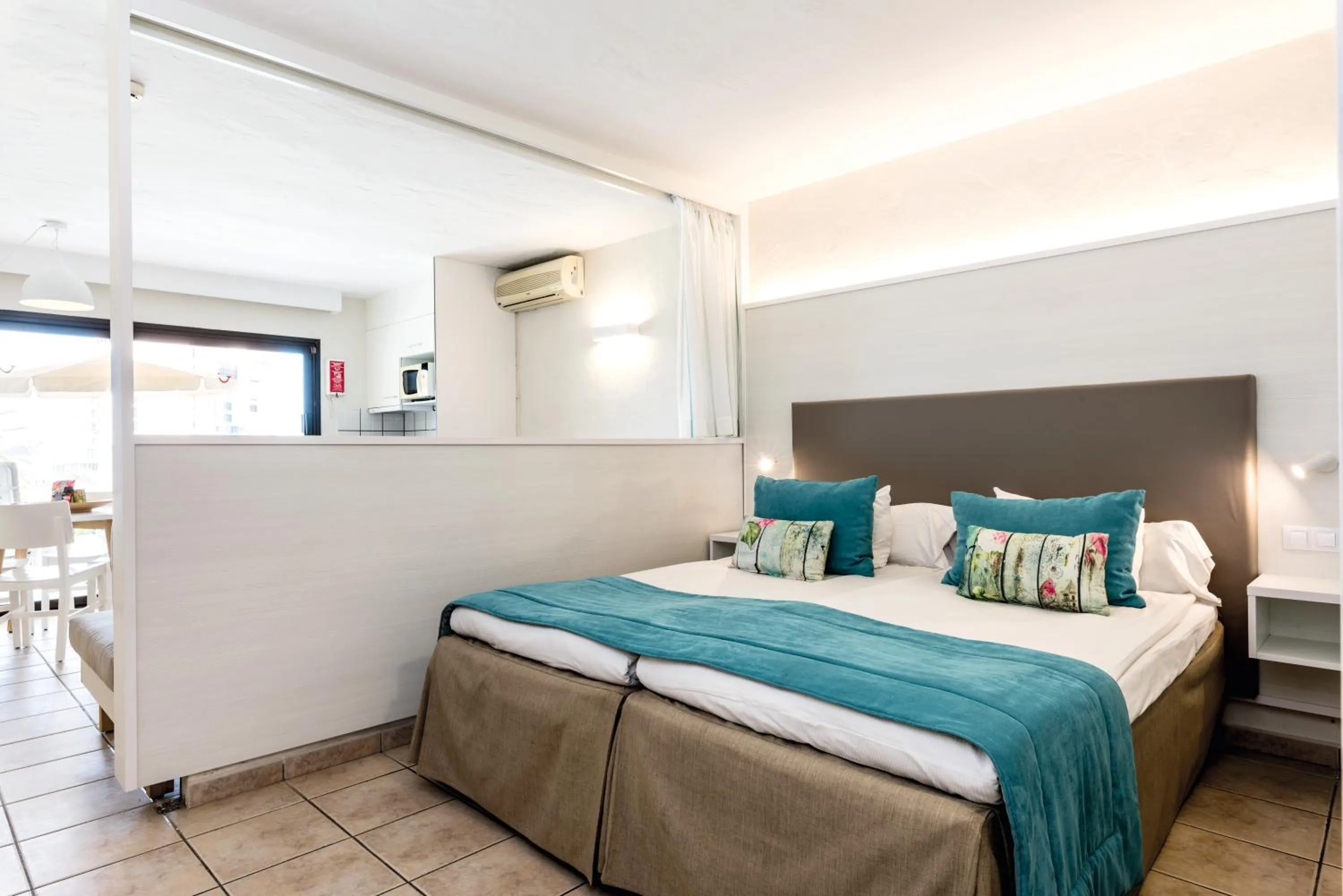 Bed in Grupotel Las Pitas