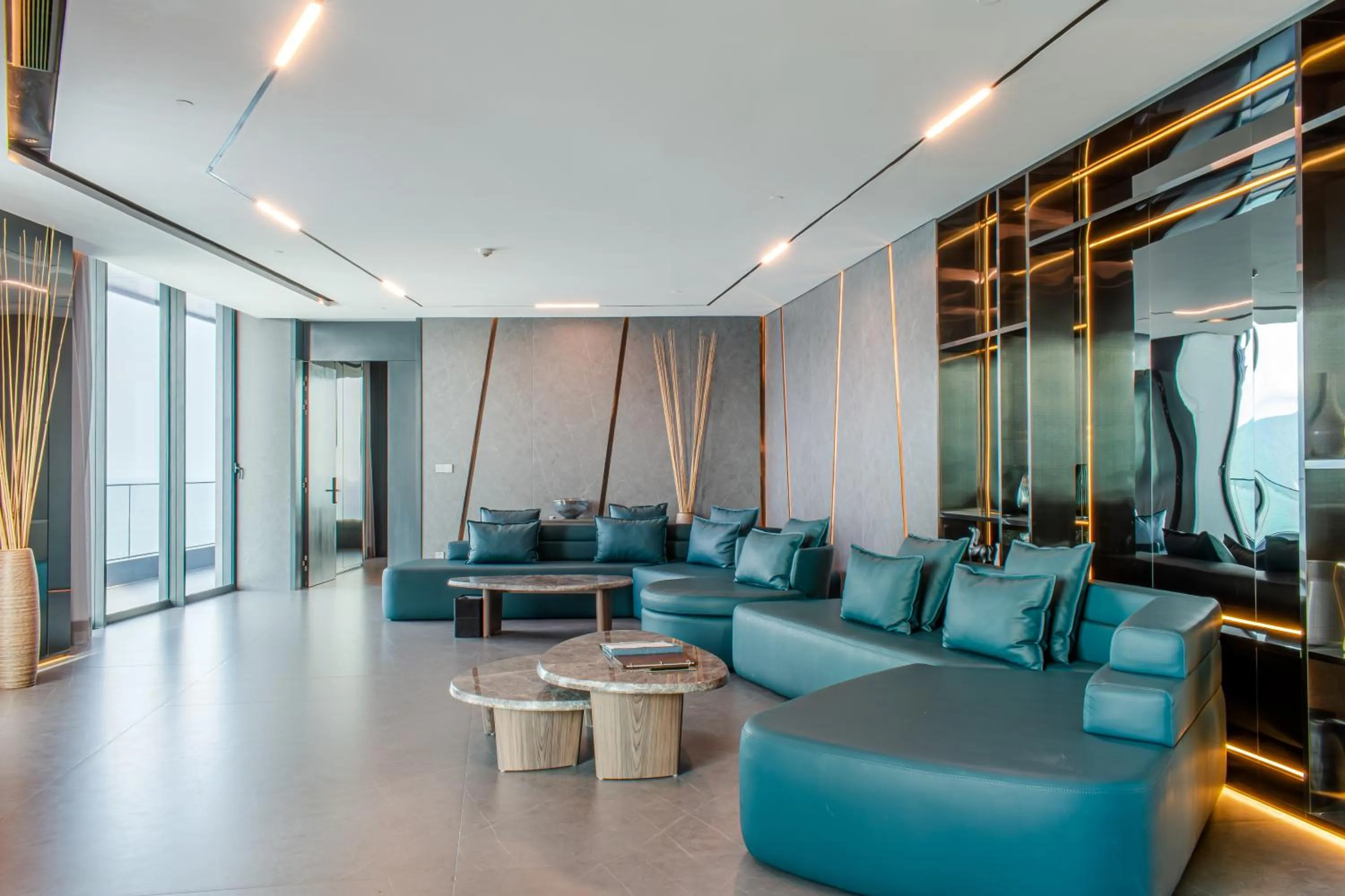 Living room in M Hotel Danang