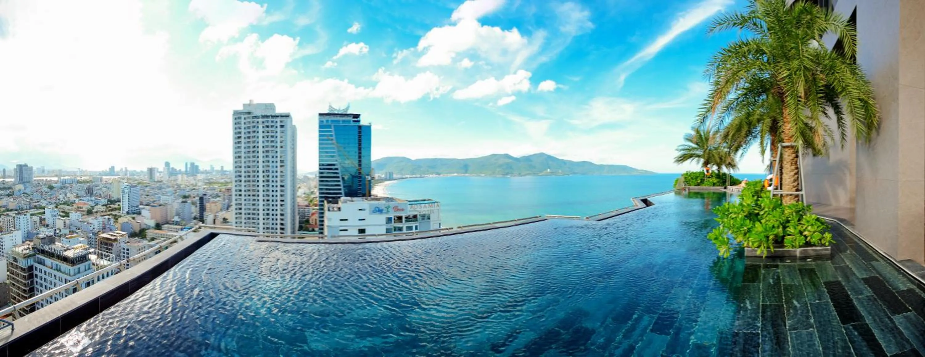 Swimming pool in M Hotel Danang