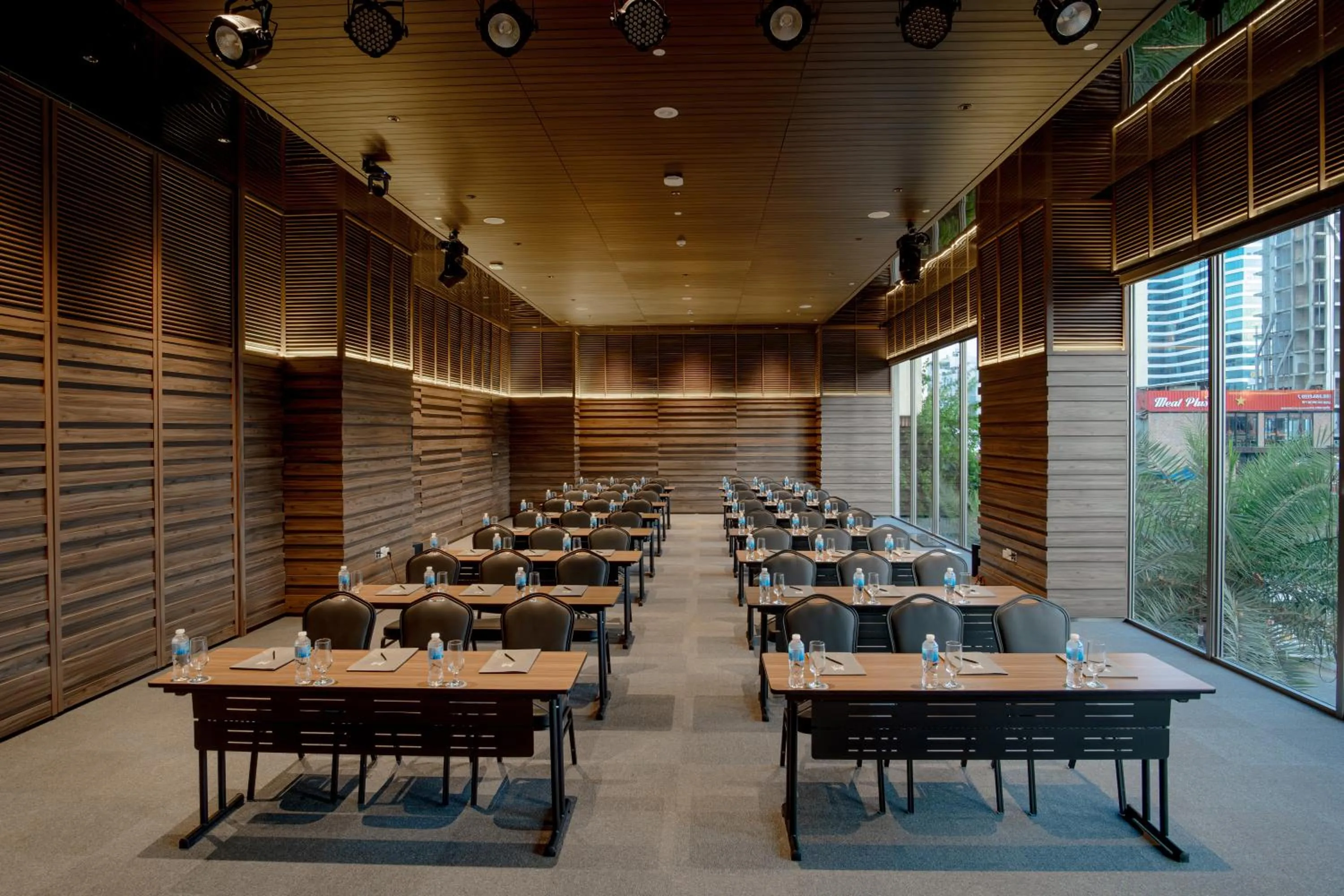 Meeting/conference room in M Hotel Danang