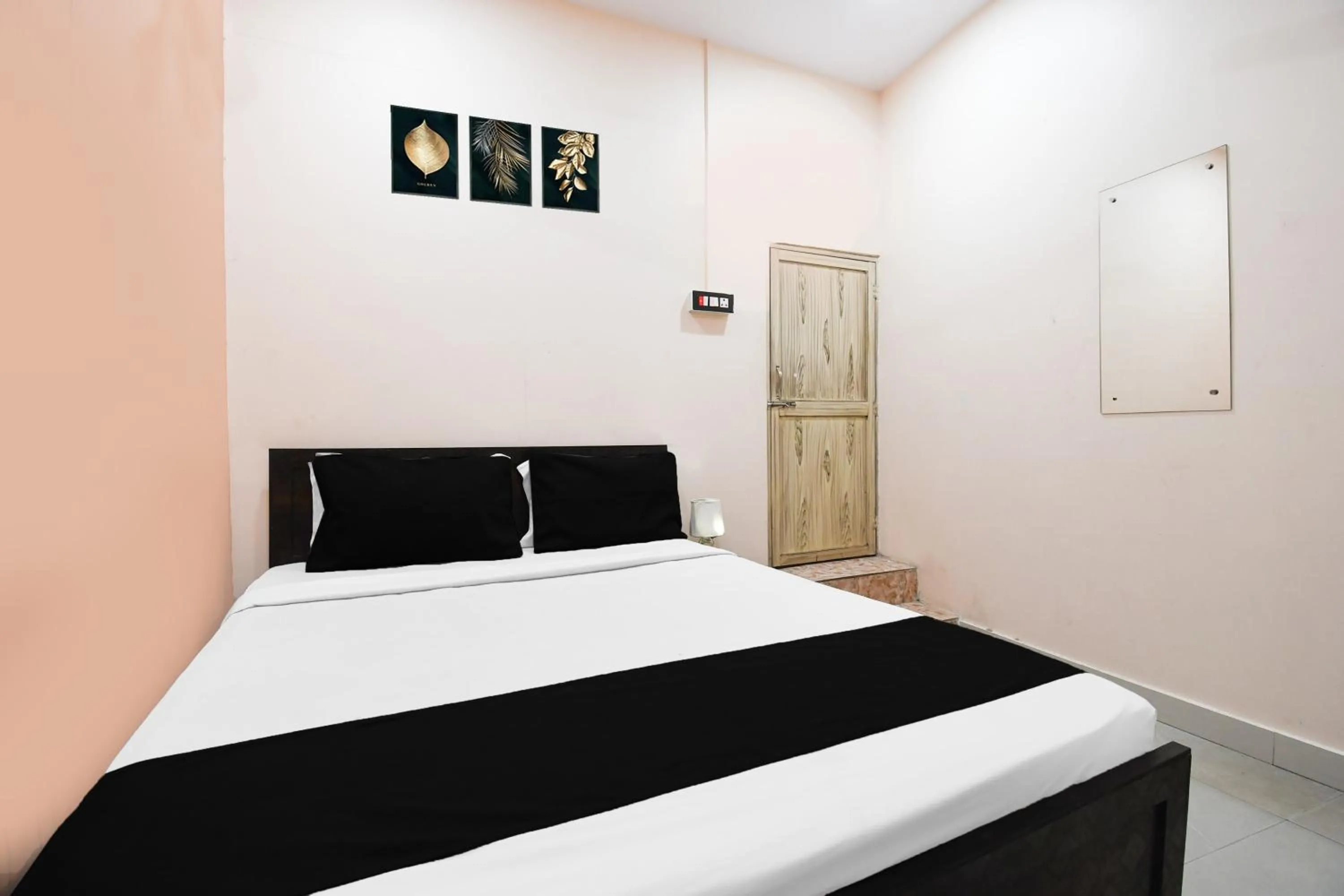 Bedroom in Hotel O Sofitel Hotel
