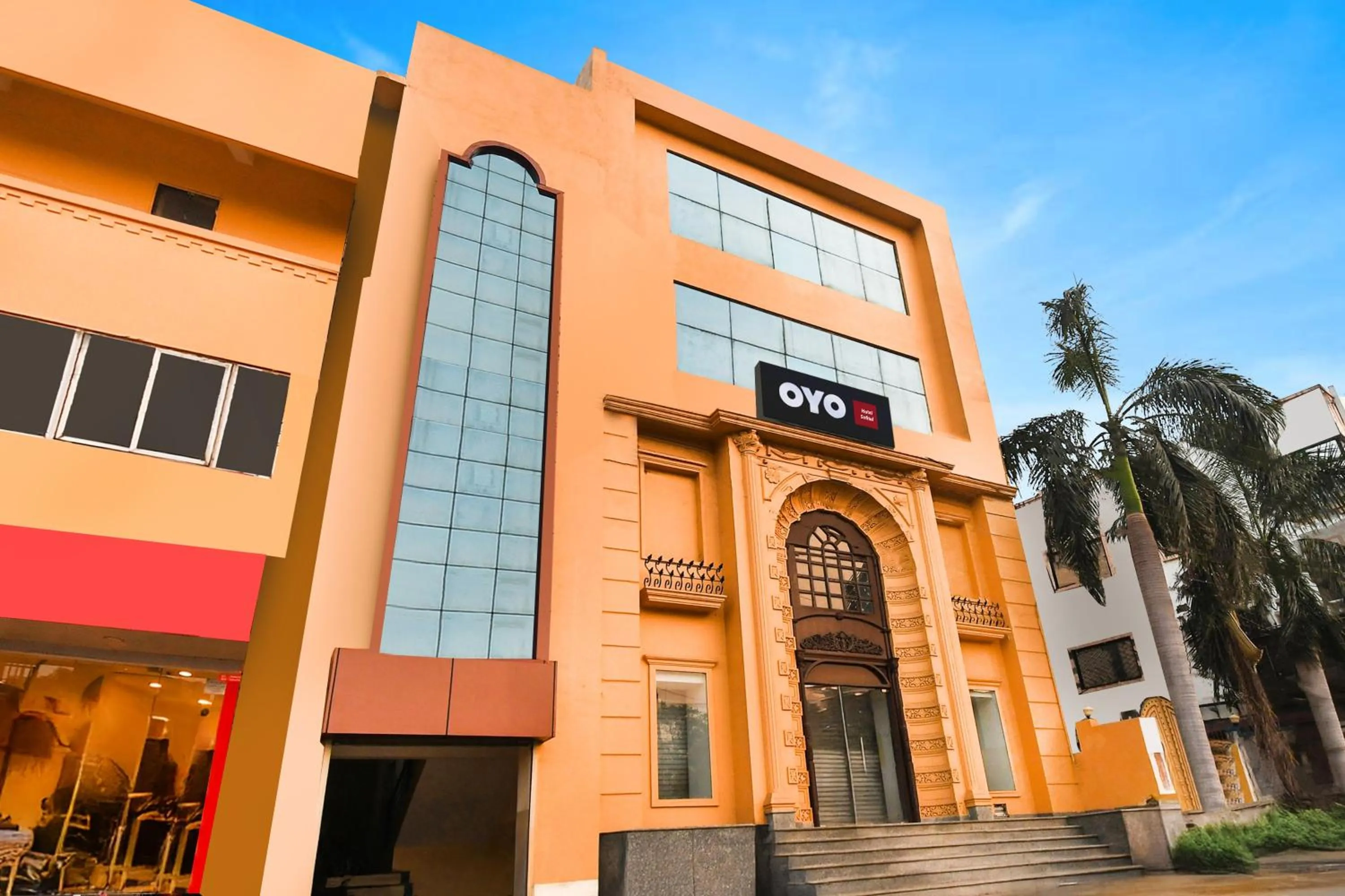 Facade/entrance in Super Hotel O Sofitel Hotel