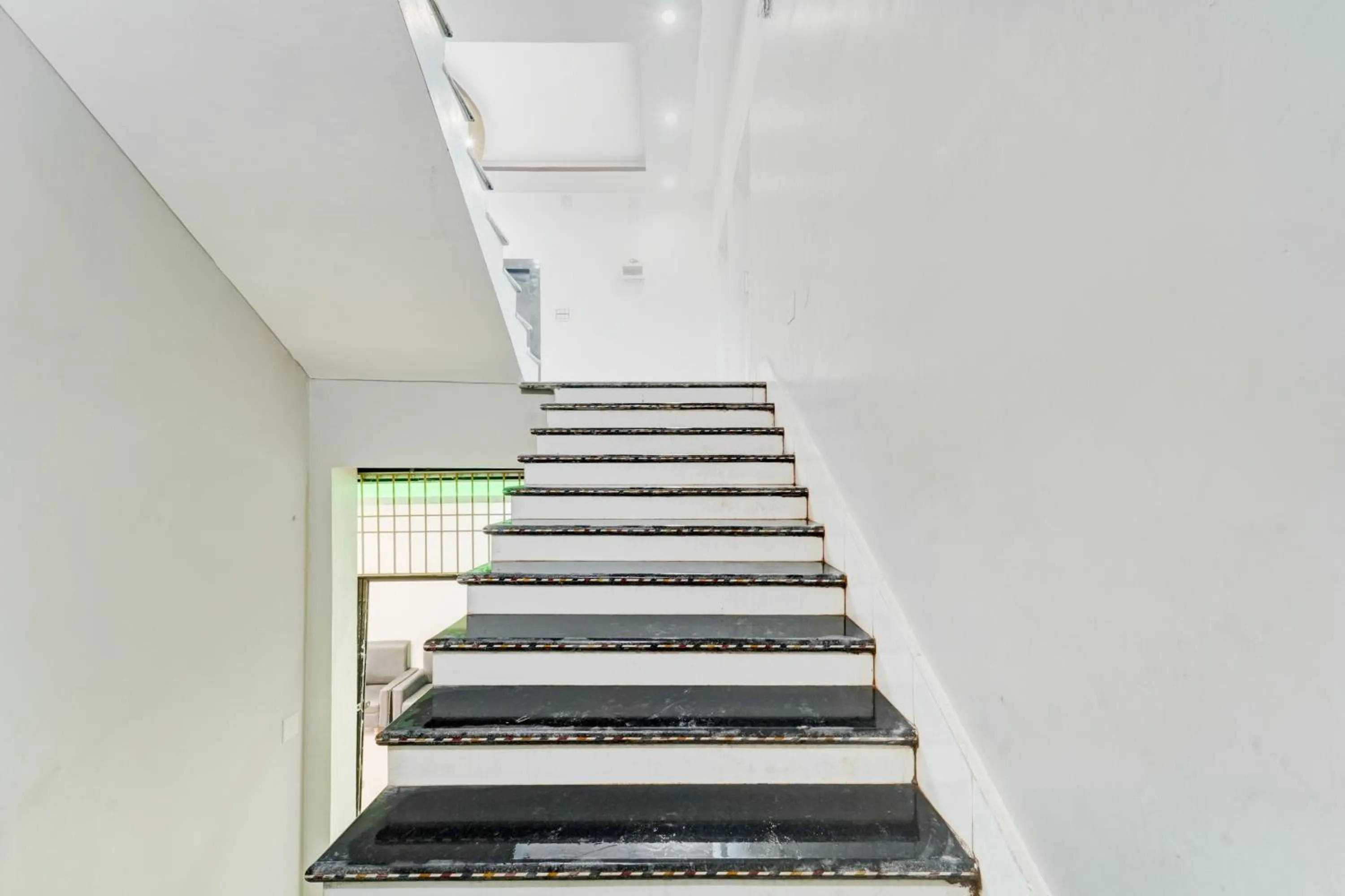 Lobby or reception in Super Hotel O Dev Laxmi Palace Hotel & Banquet