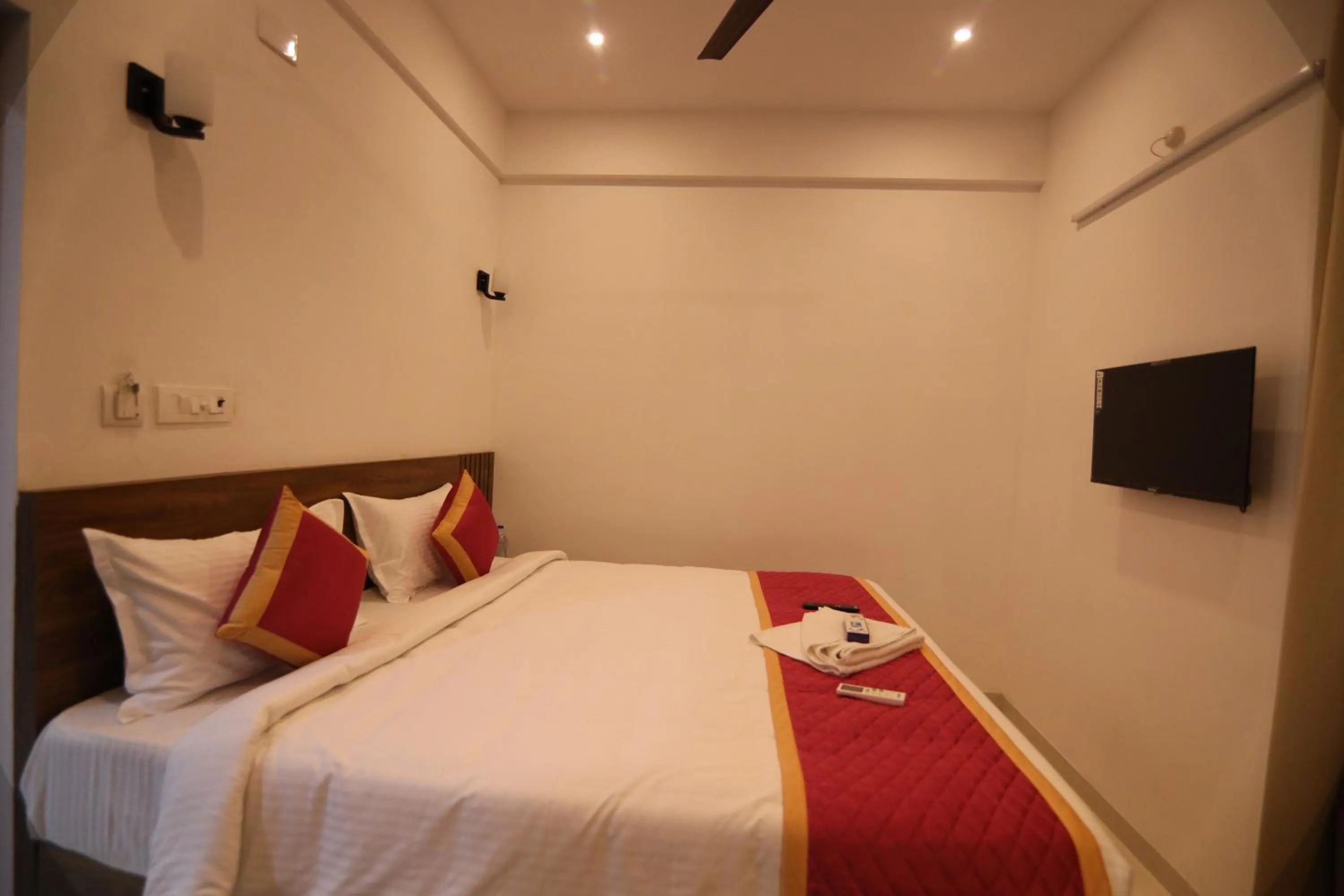 Bed in J Park Auroville Beach