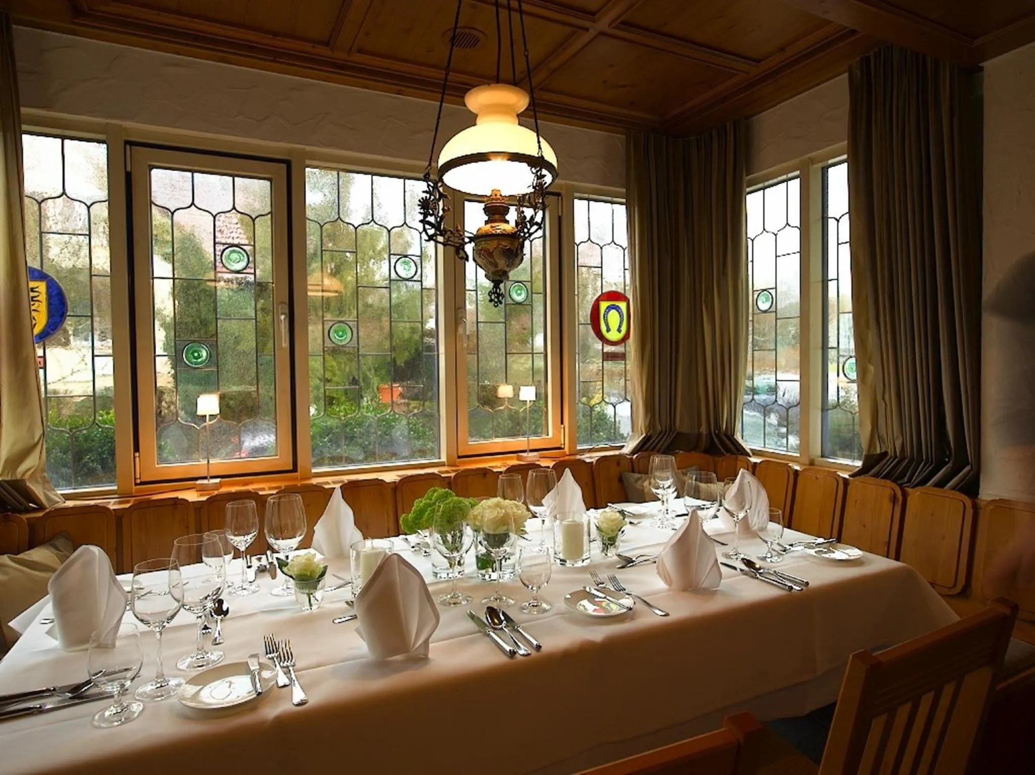 Restaurant/places to eat in Hotel Am Park