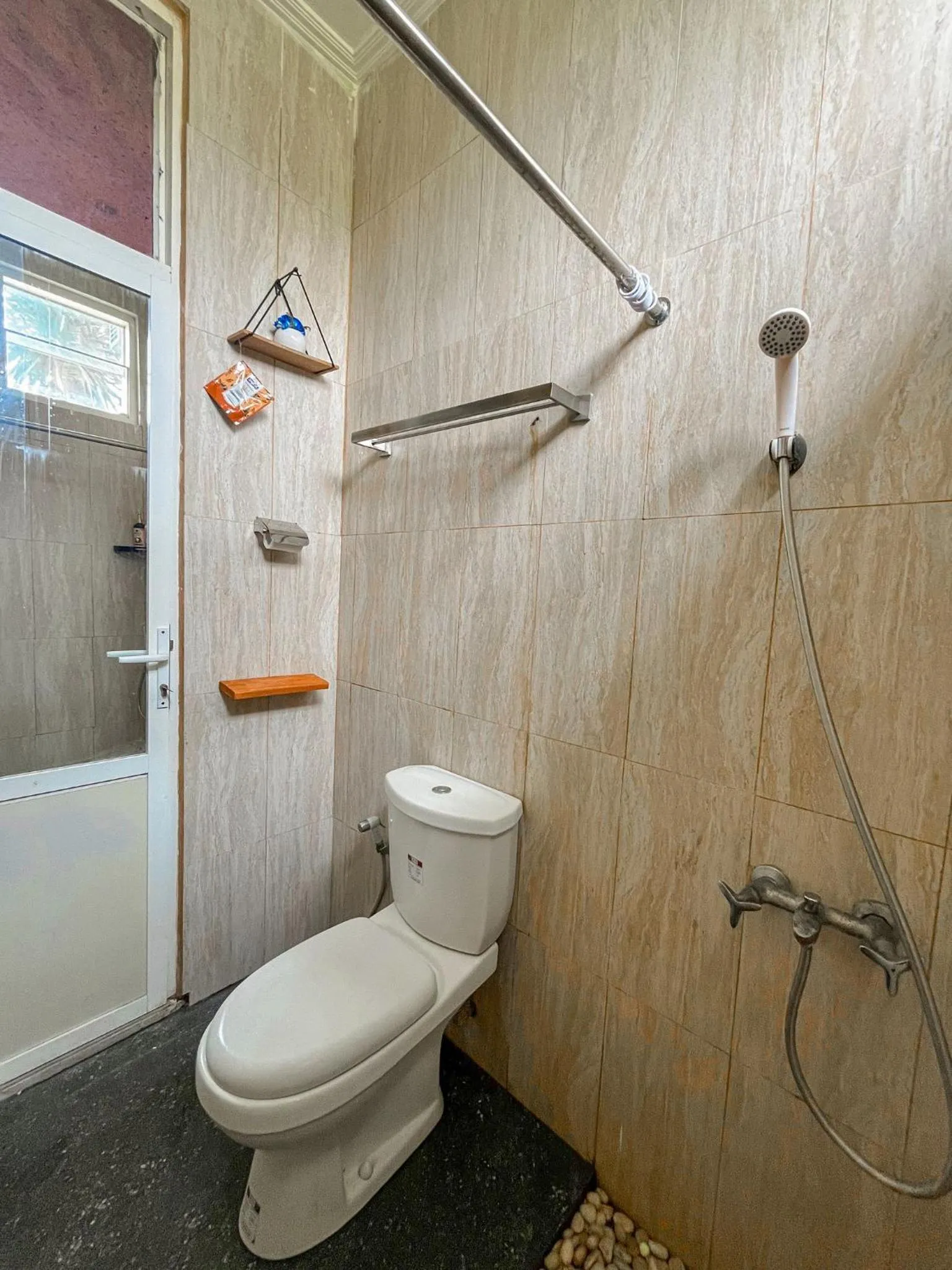 Shower in Omah Ulfah Homestay