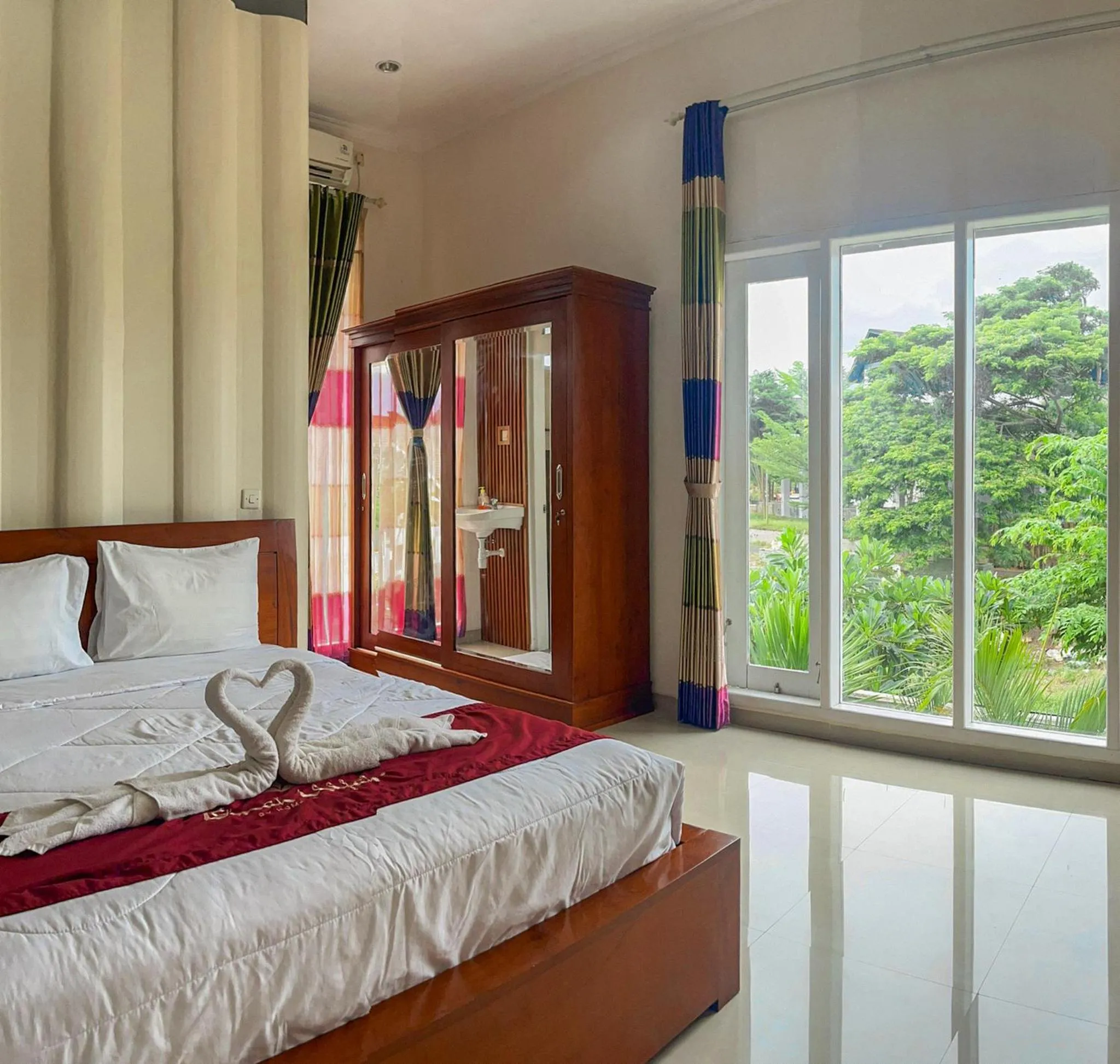 Bed in Omah Ulfah Homestay