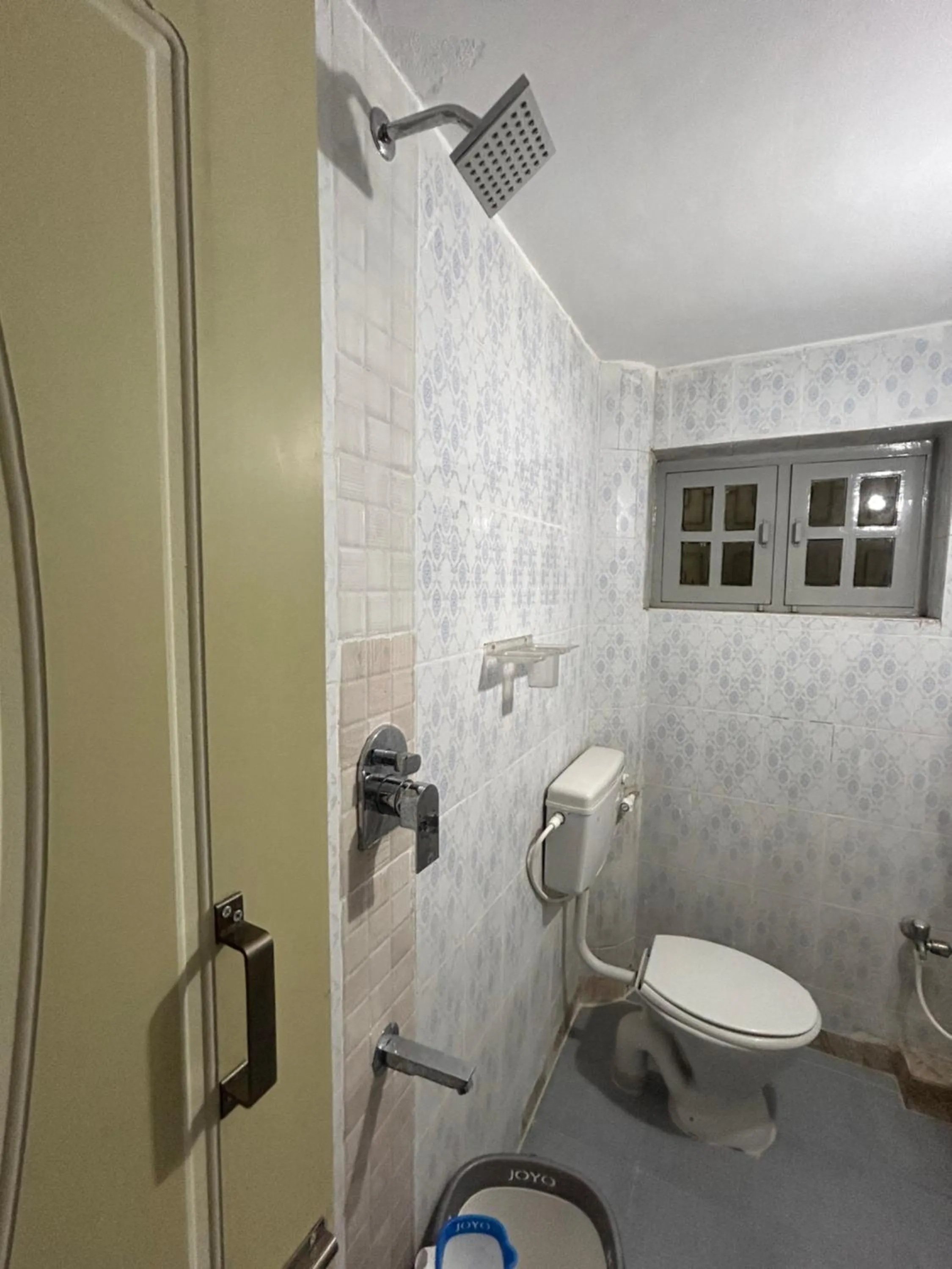 Bathroom in ABS Home Stay, 2Bed room AC Flats,Tirupati
