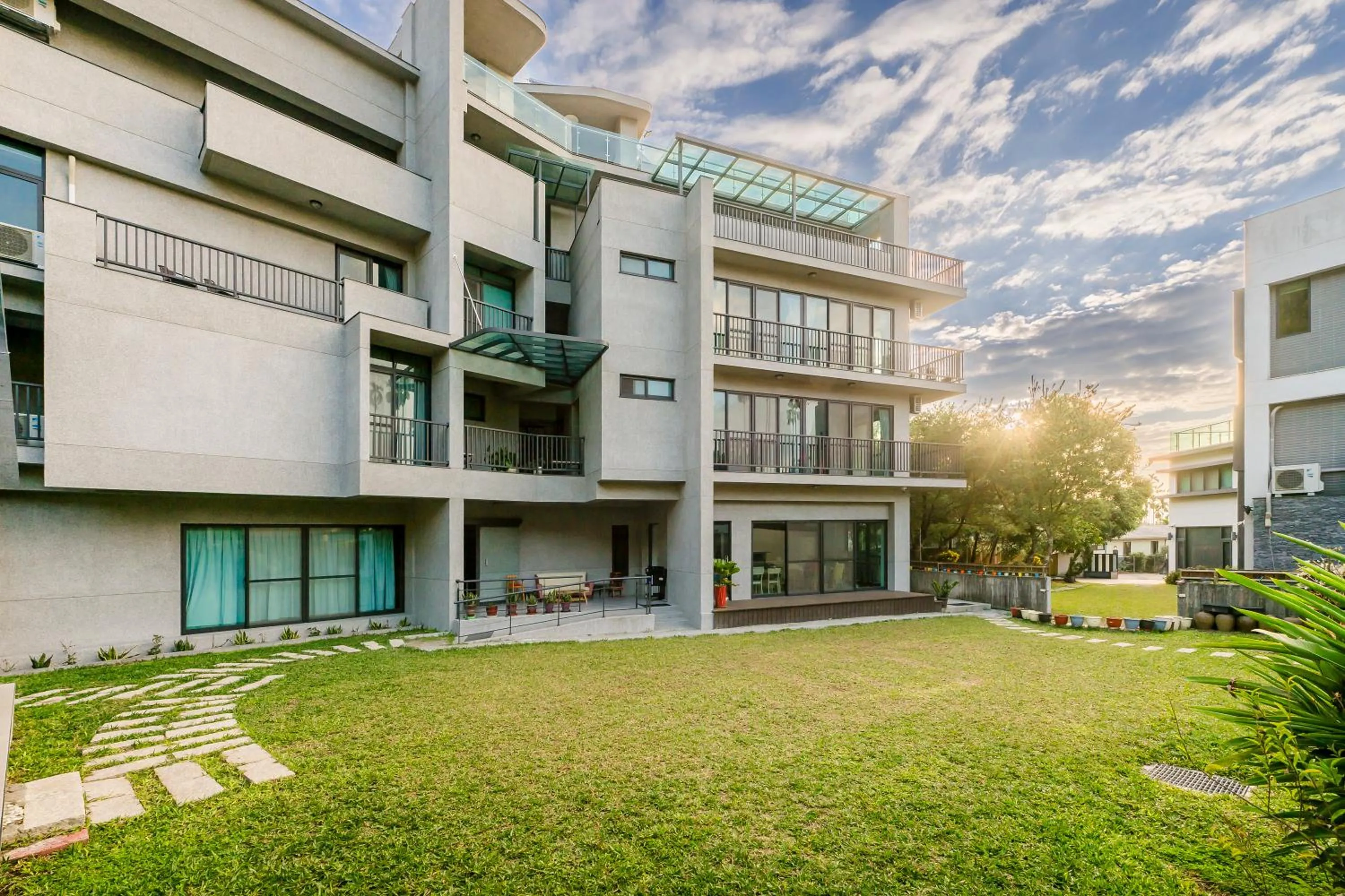 Property building in Hills Velleys