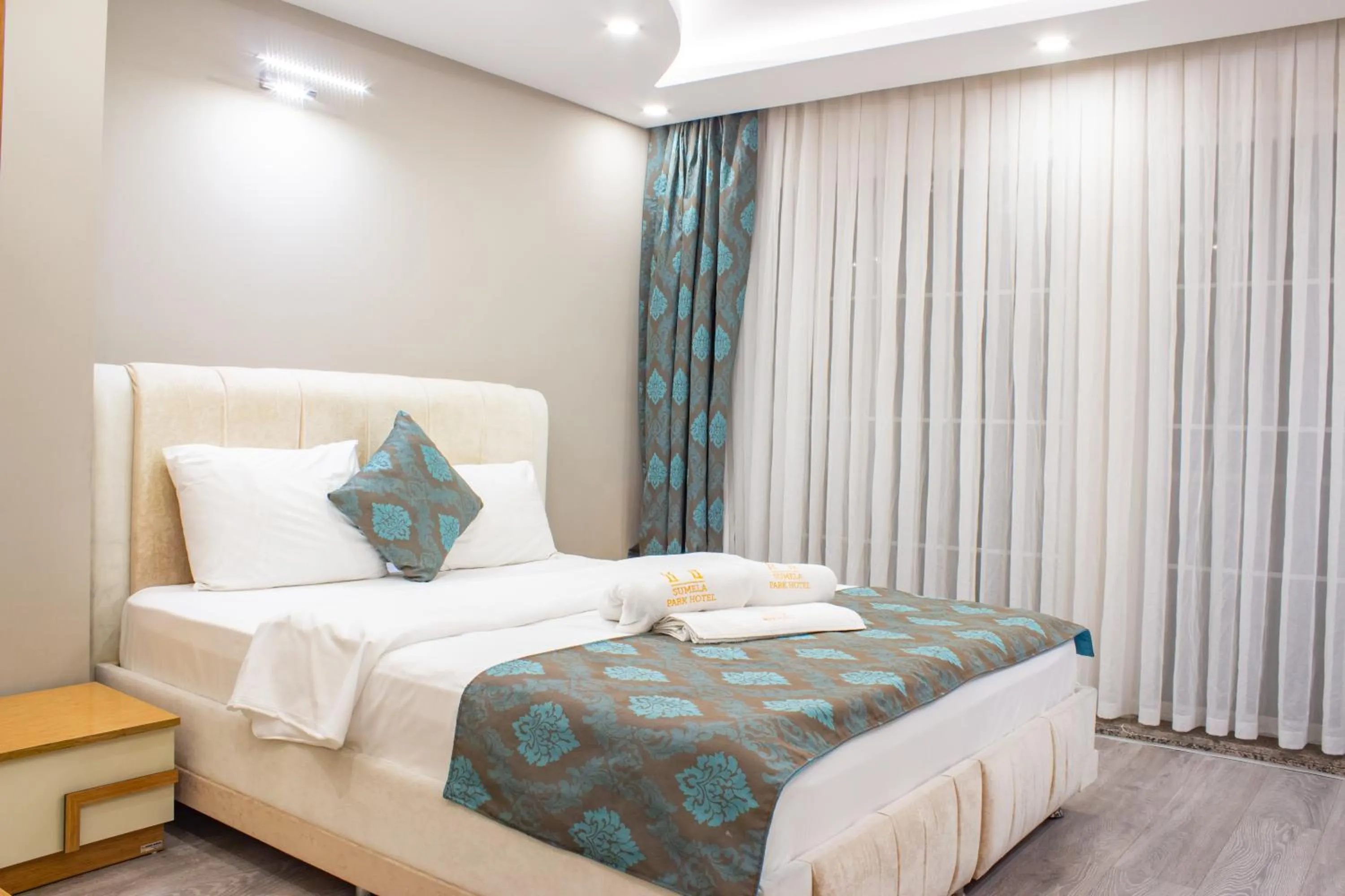 Bed in Sumela Park Hotel