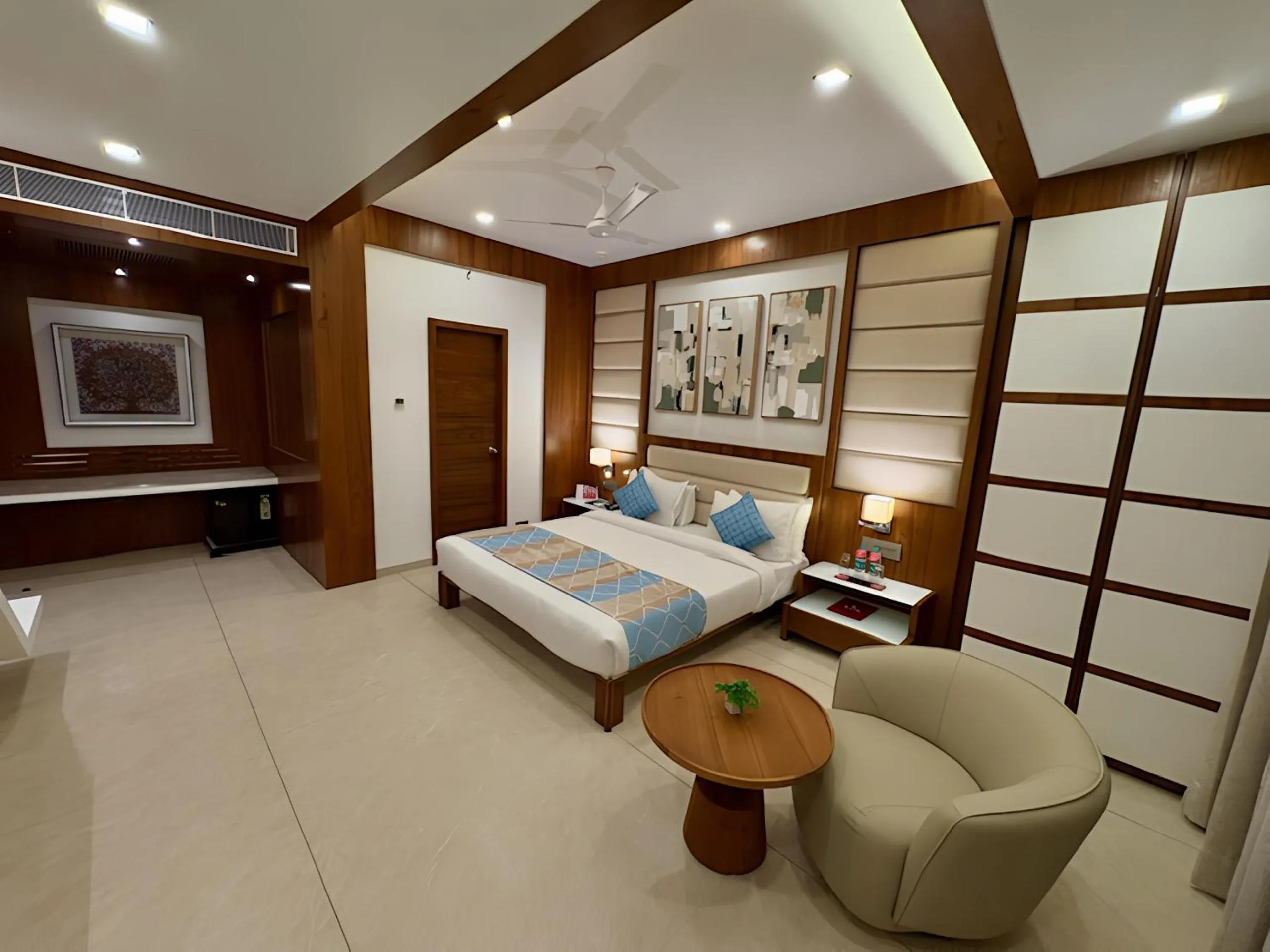 Bed in Dwarkadhish Lords Eco Inn