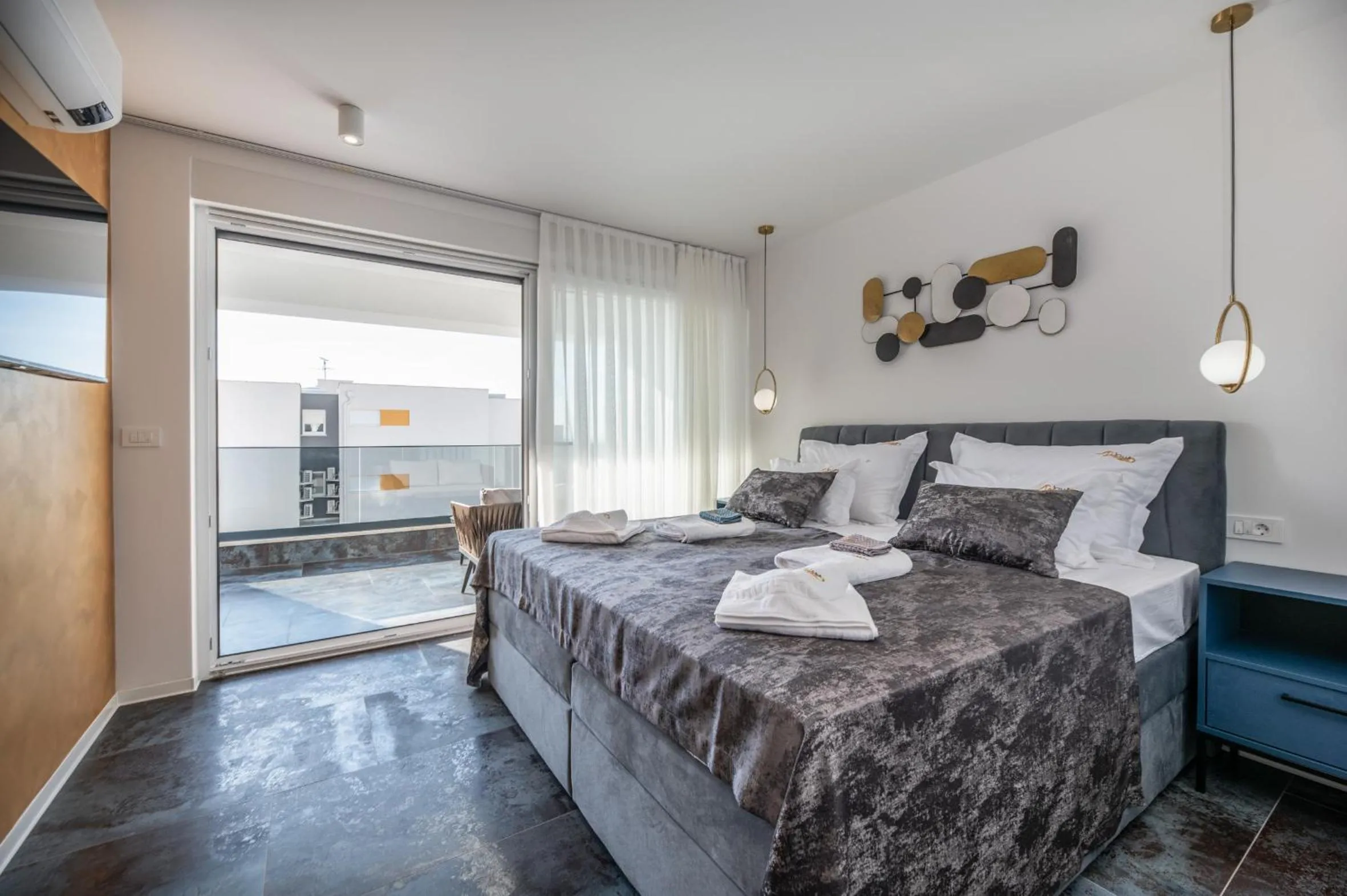 Luxury Villas Travera