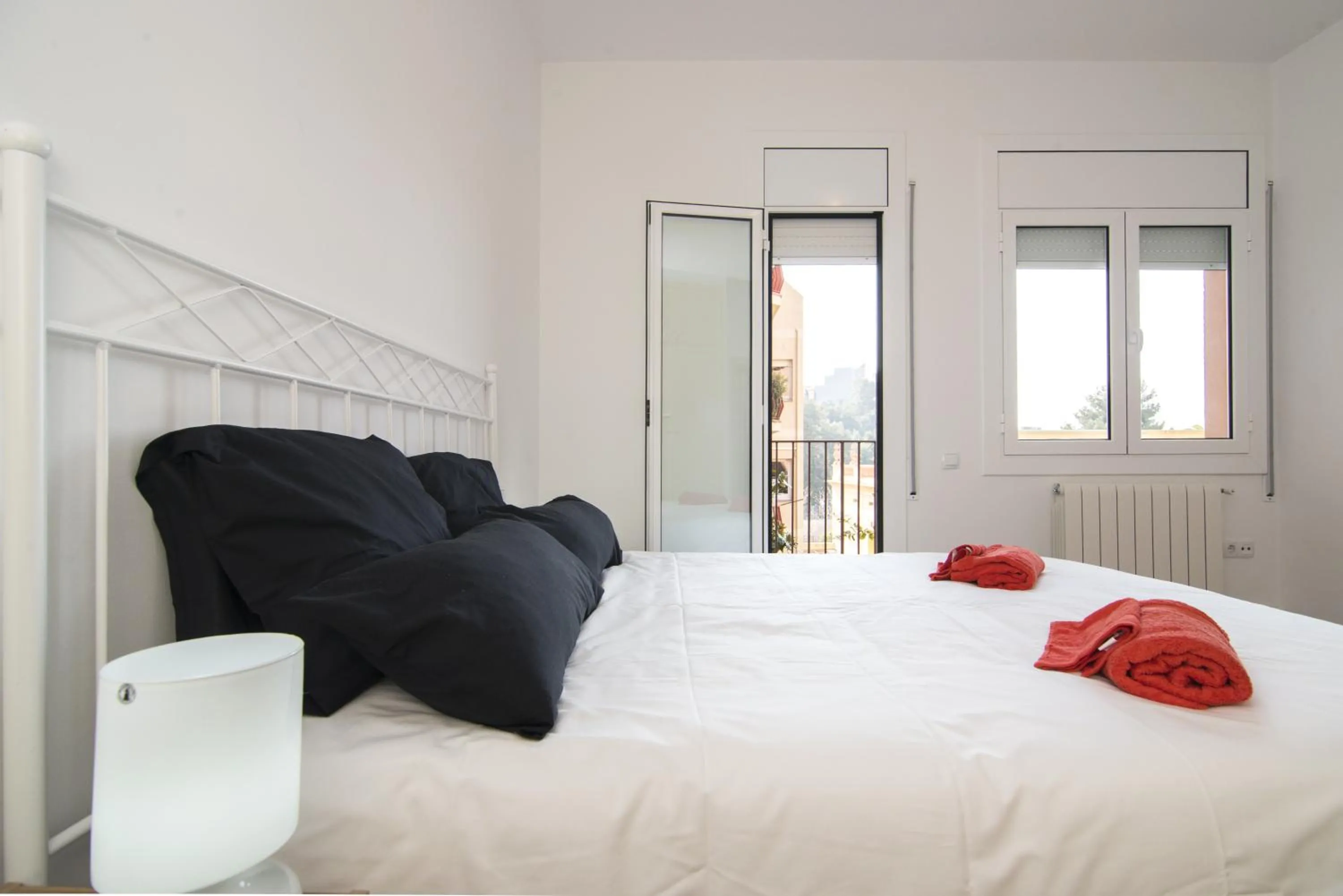 Bedroom, Bed in Holiday home Splendid Park Güell