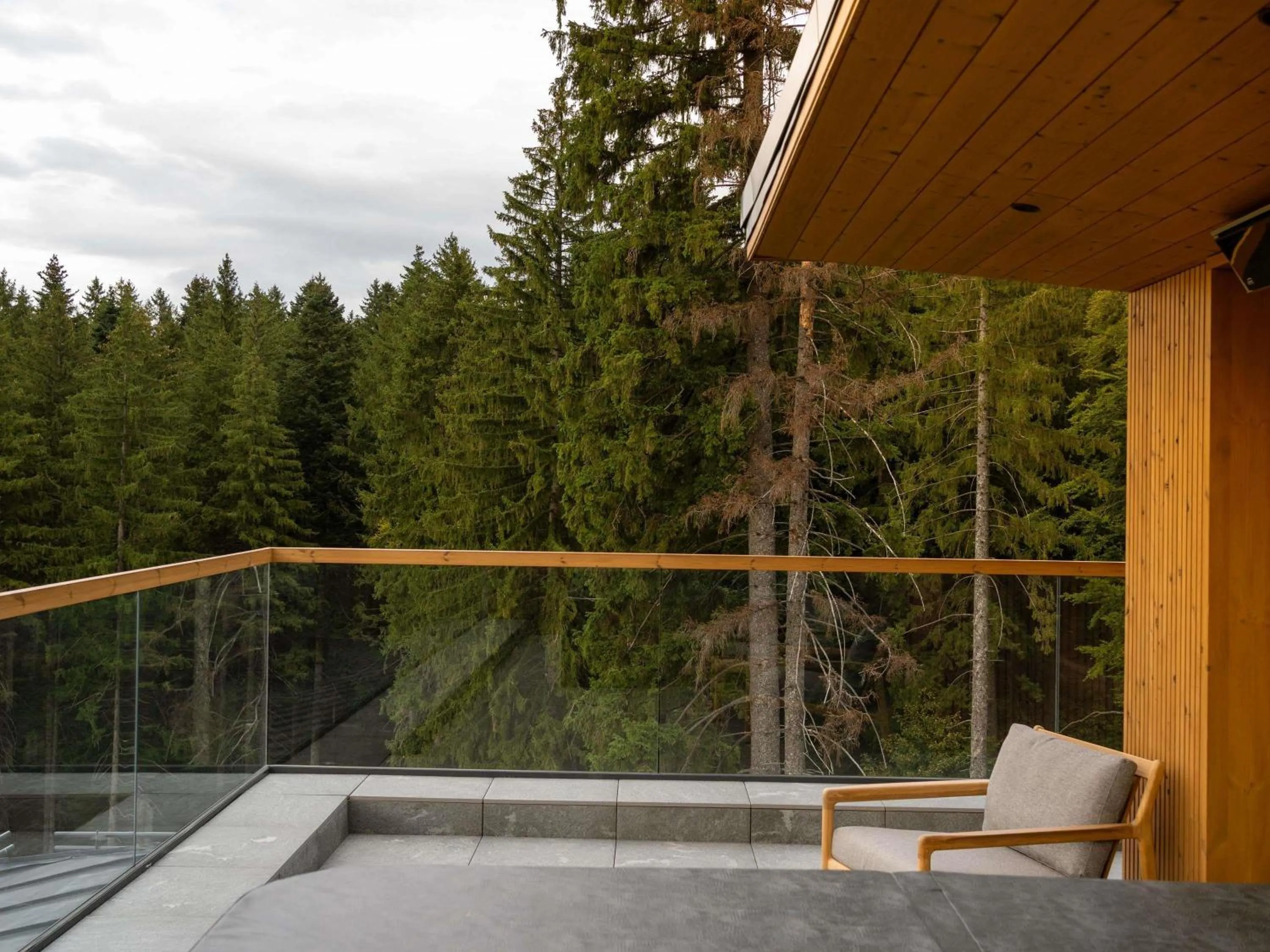 Bedroom in Swissôtel Poiana Brasov