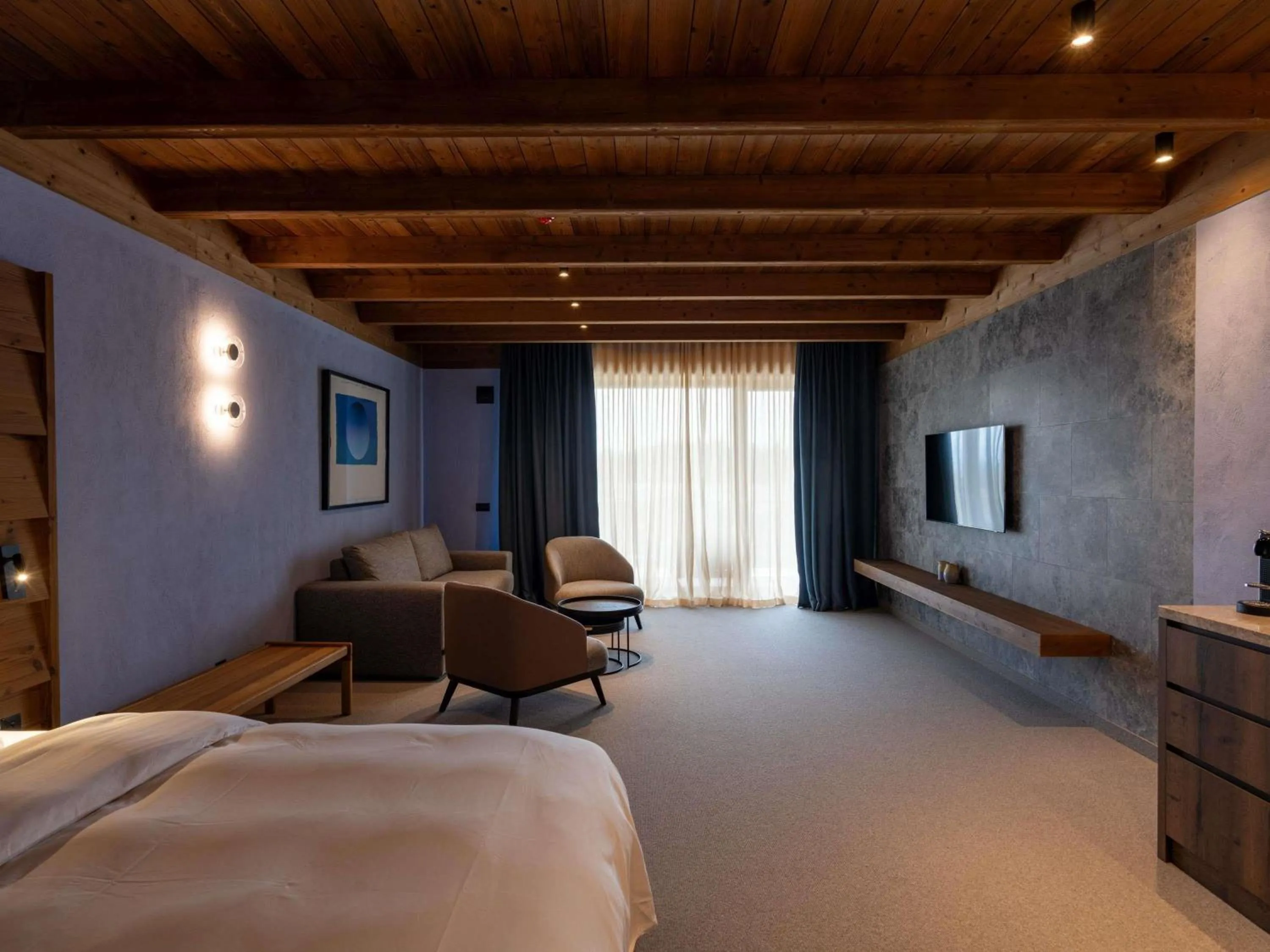 Bedroom, Bed in Swissôtel Poiana Brasov