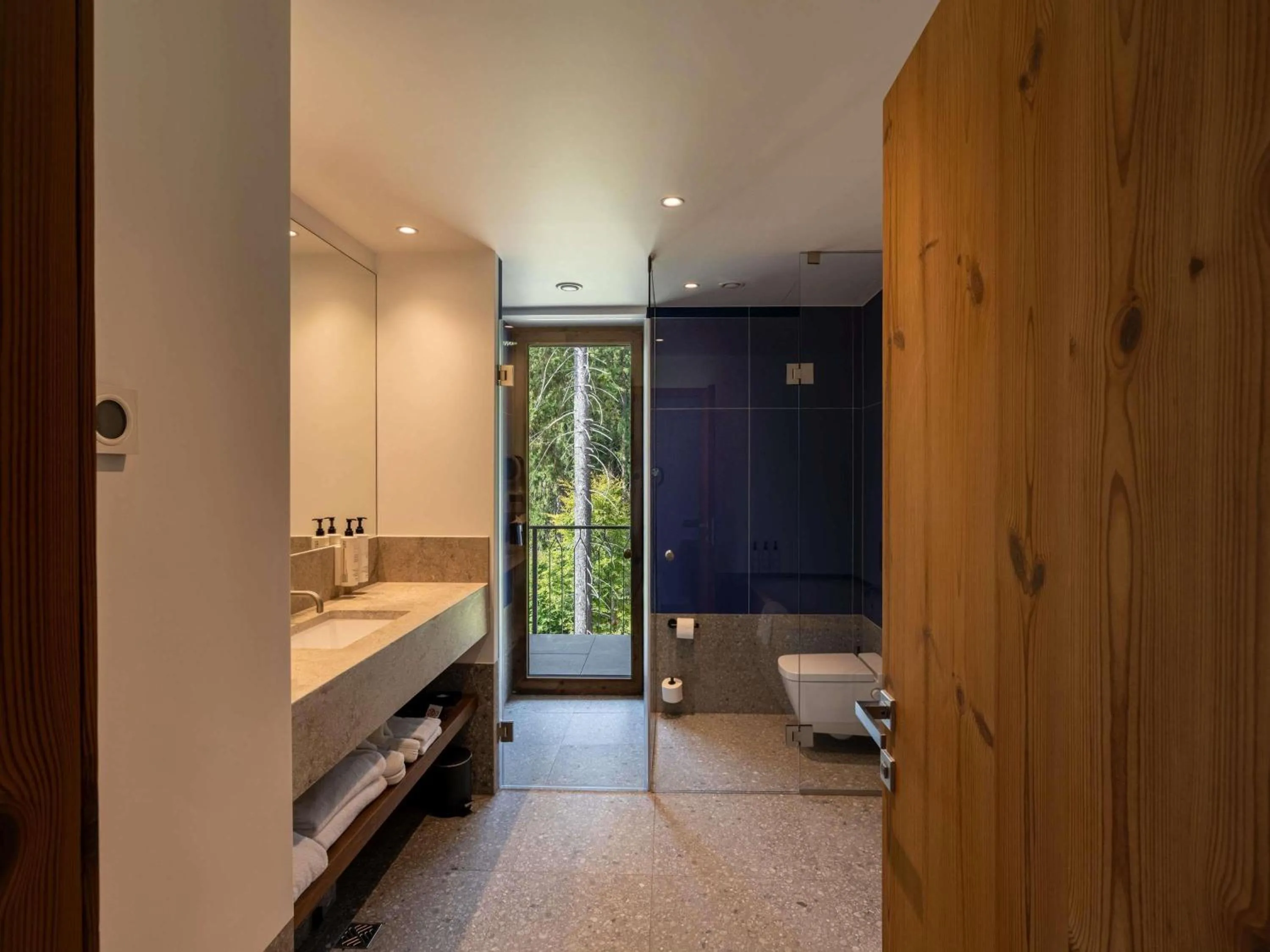 Bedroom, Bed in Swissôtel Poiana Brasov