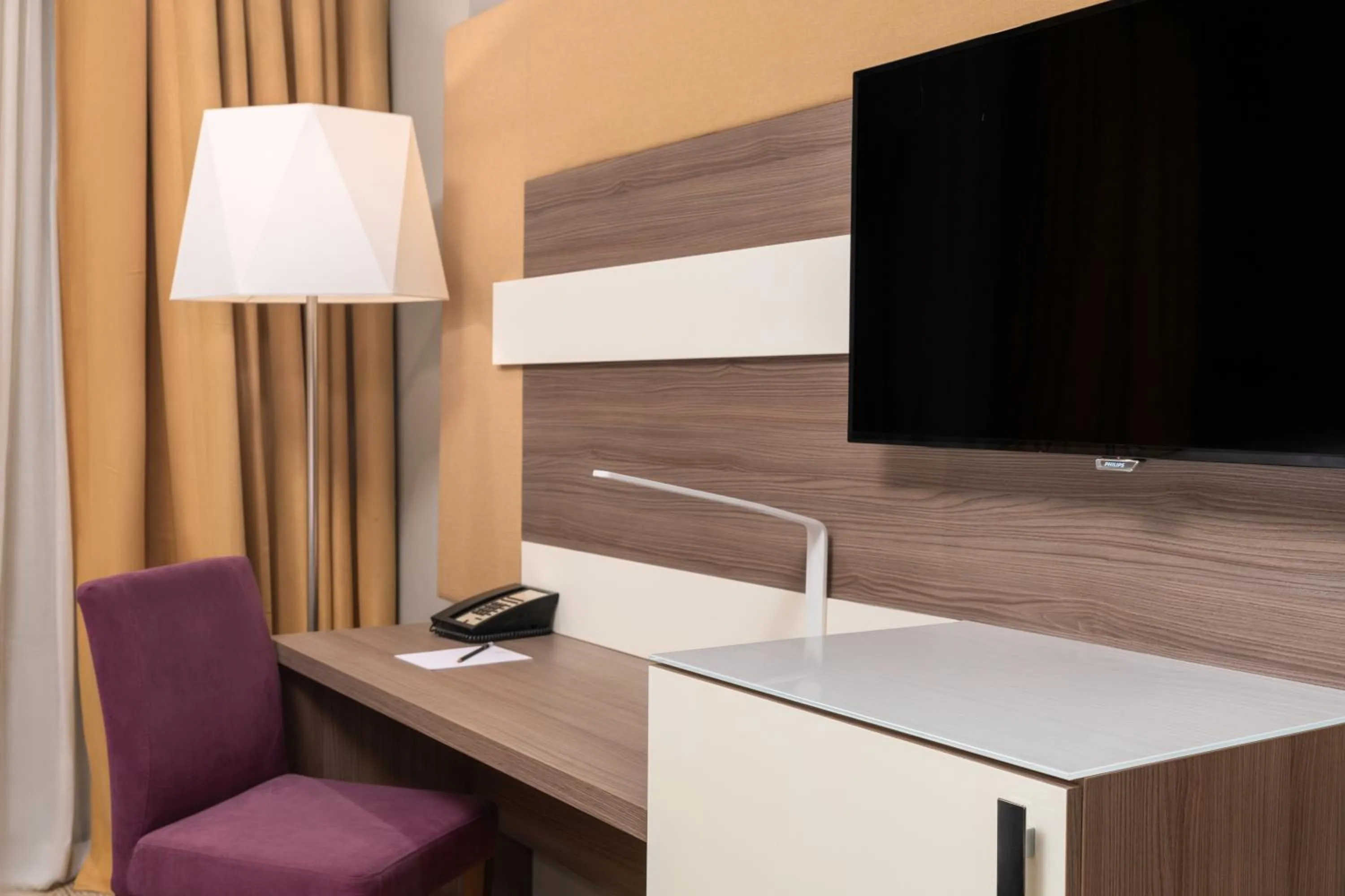 TV and multimedia in Mercure Makkah Aziziah