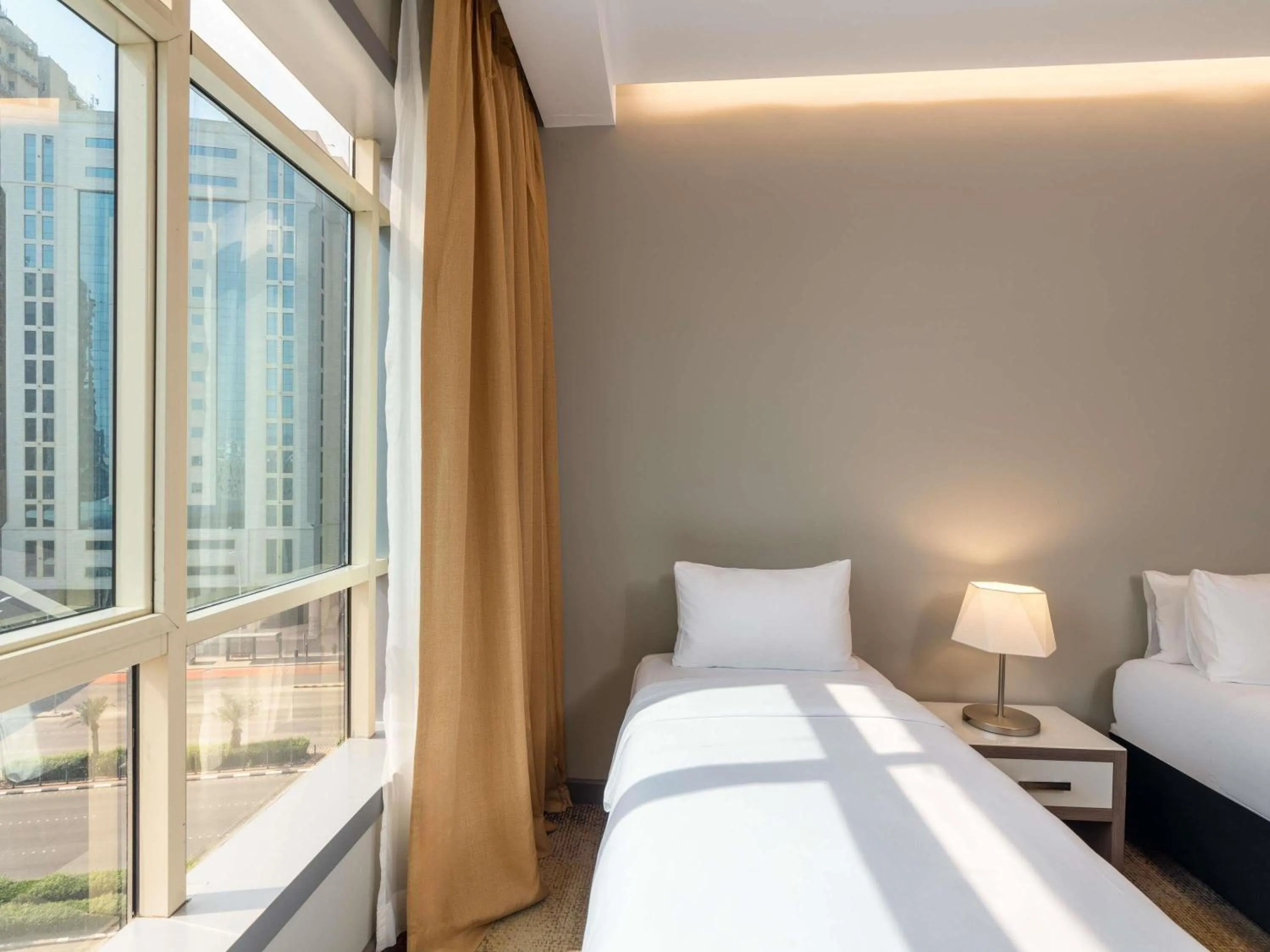 Bedroom, Bed in Mercure Makkah Aziziah