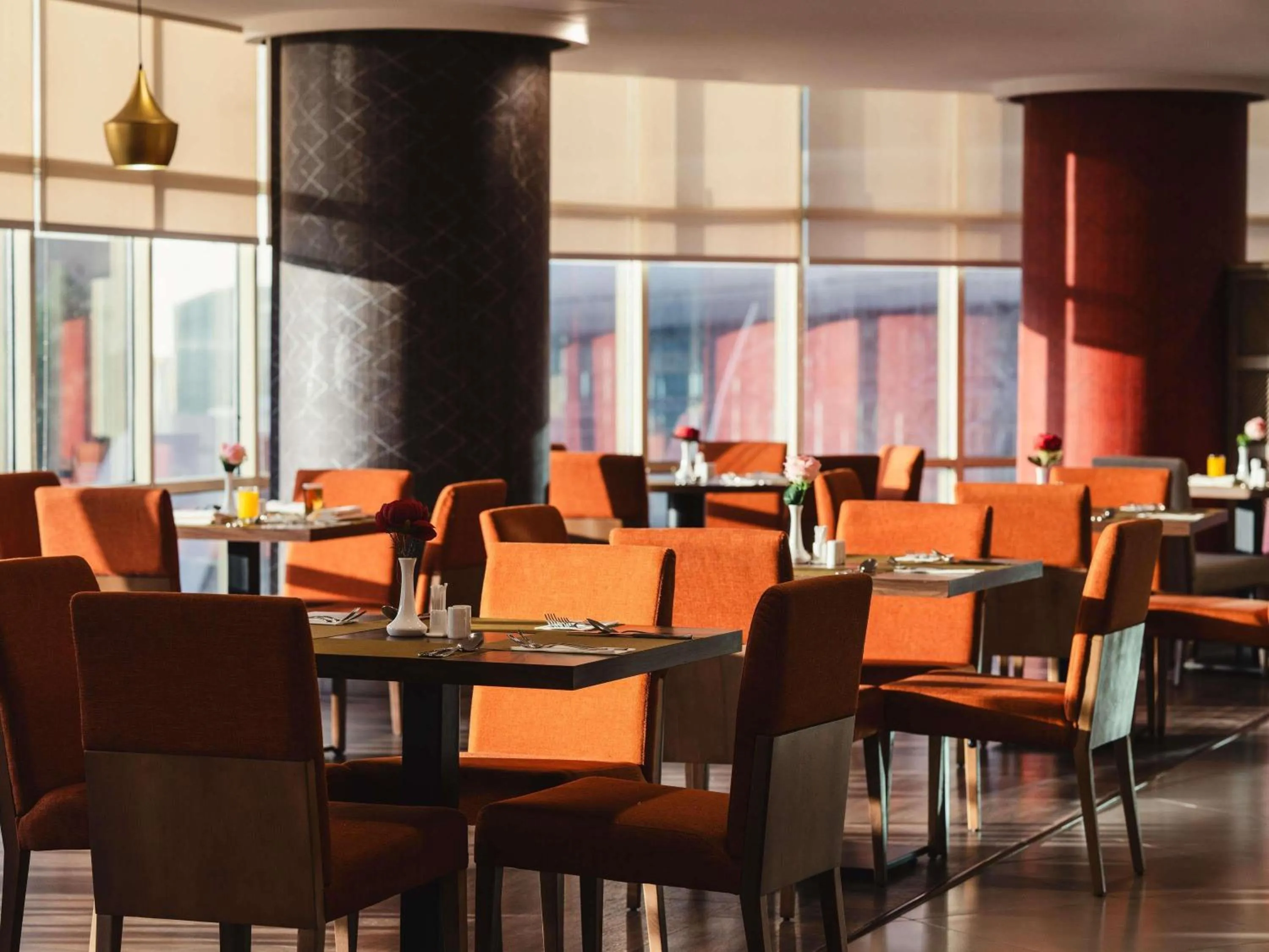 Restaurant/places to eat in Mercure Makkah Aziziah