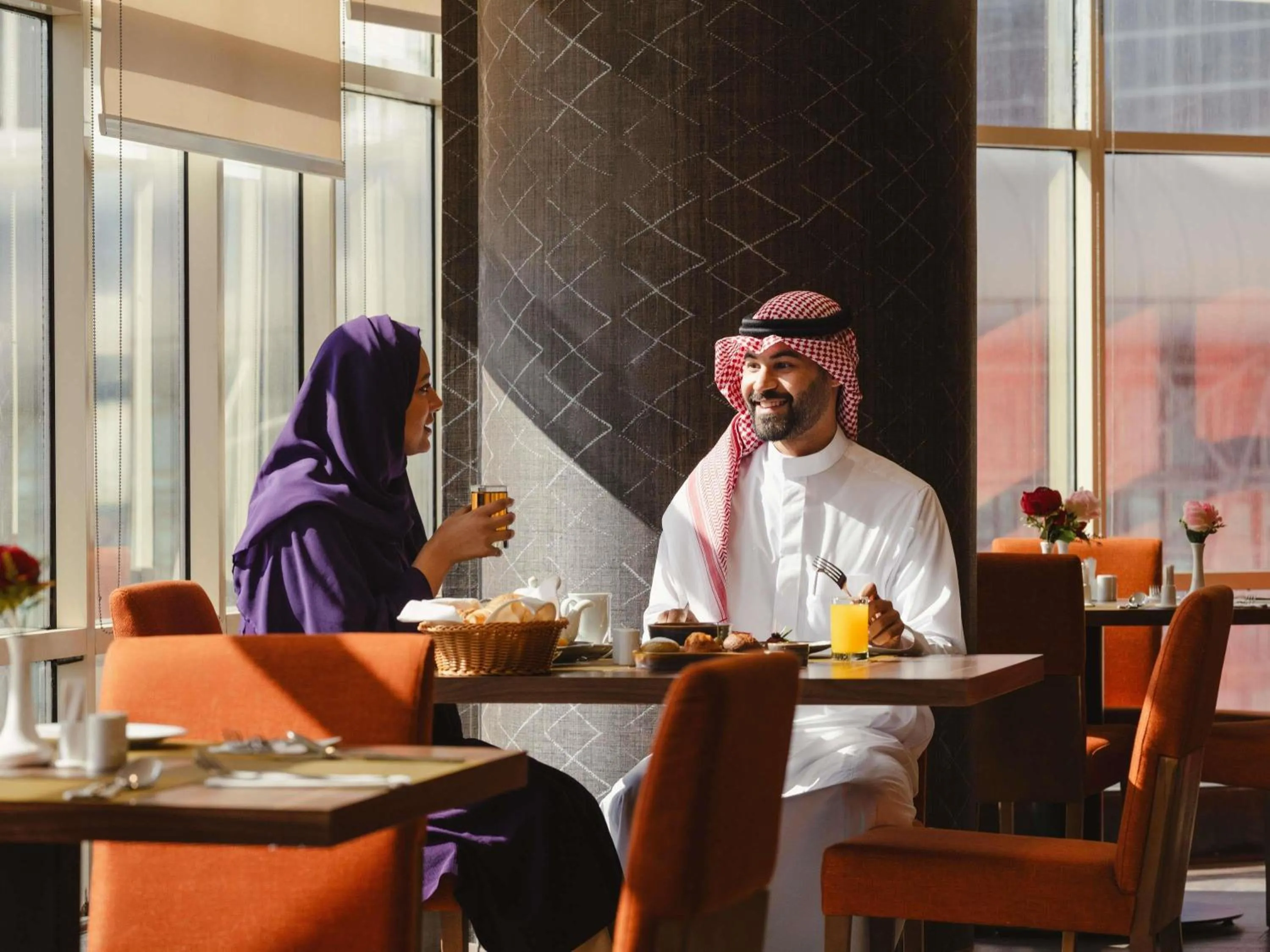 Restaurant/places to eat in Mercure Makkah Aziziah