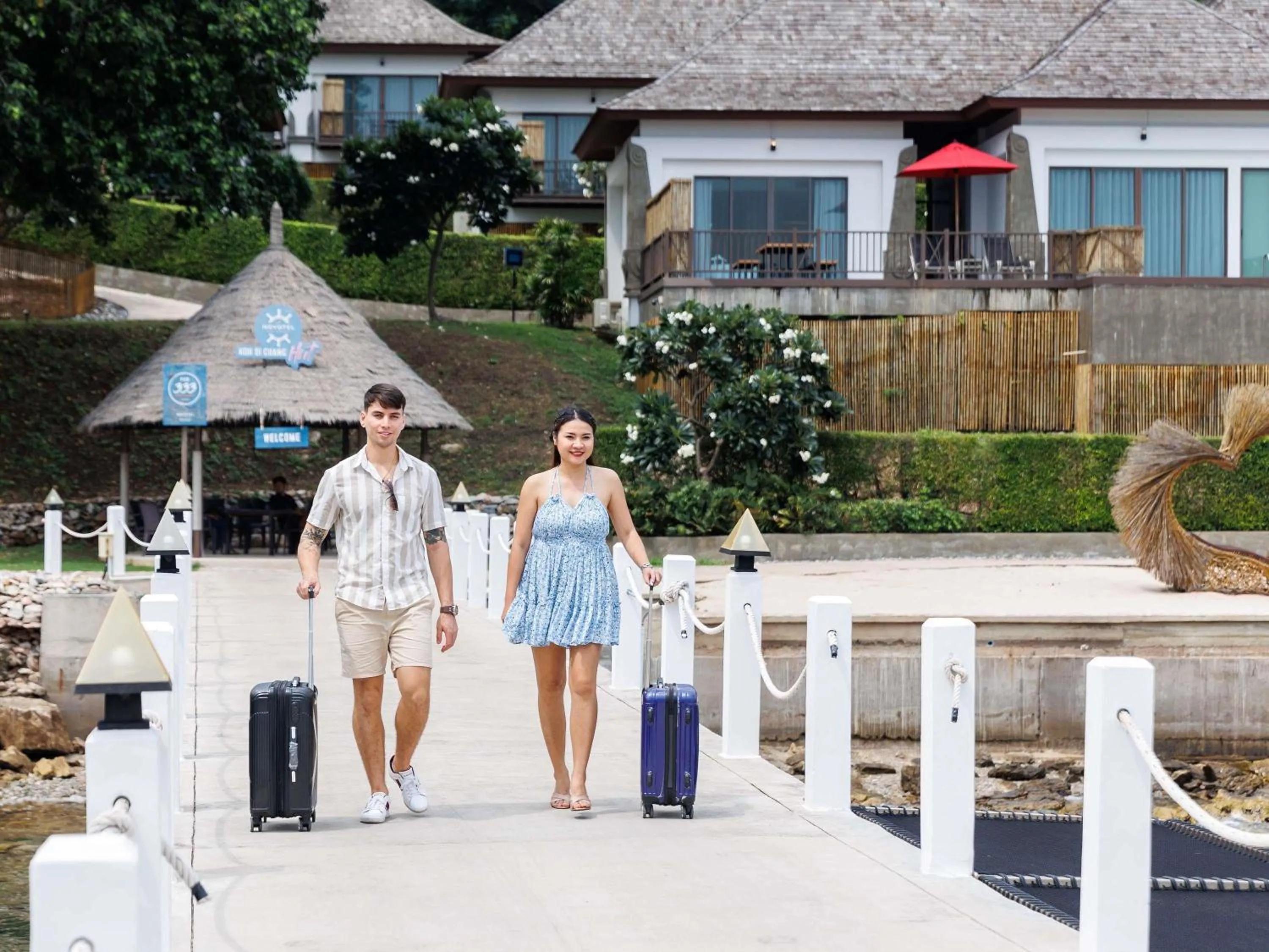 Property building in Novotel Koh Si Chang