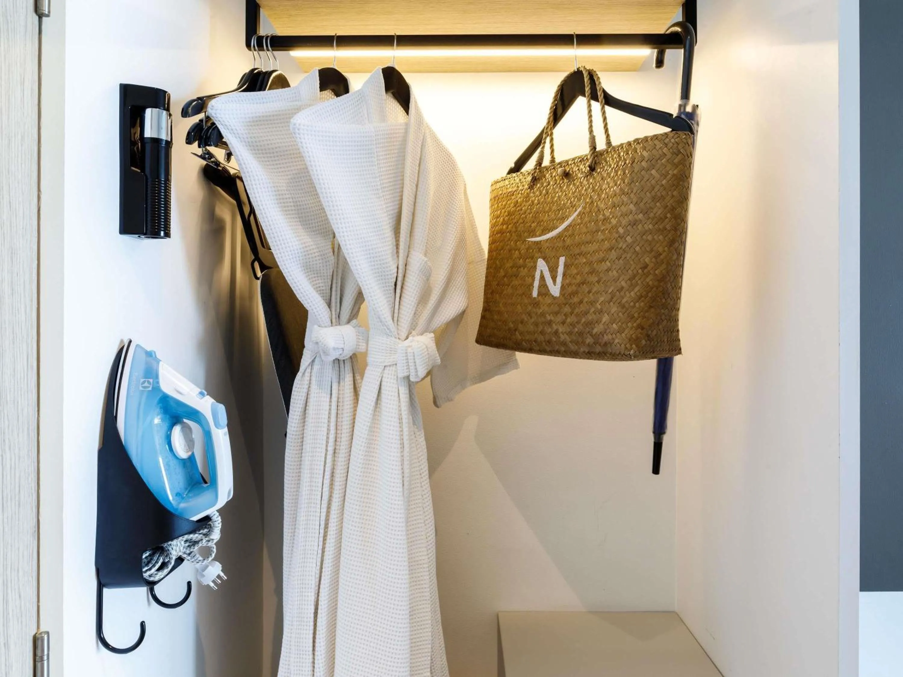 Bedroom in Novotel Koh Si Chang