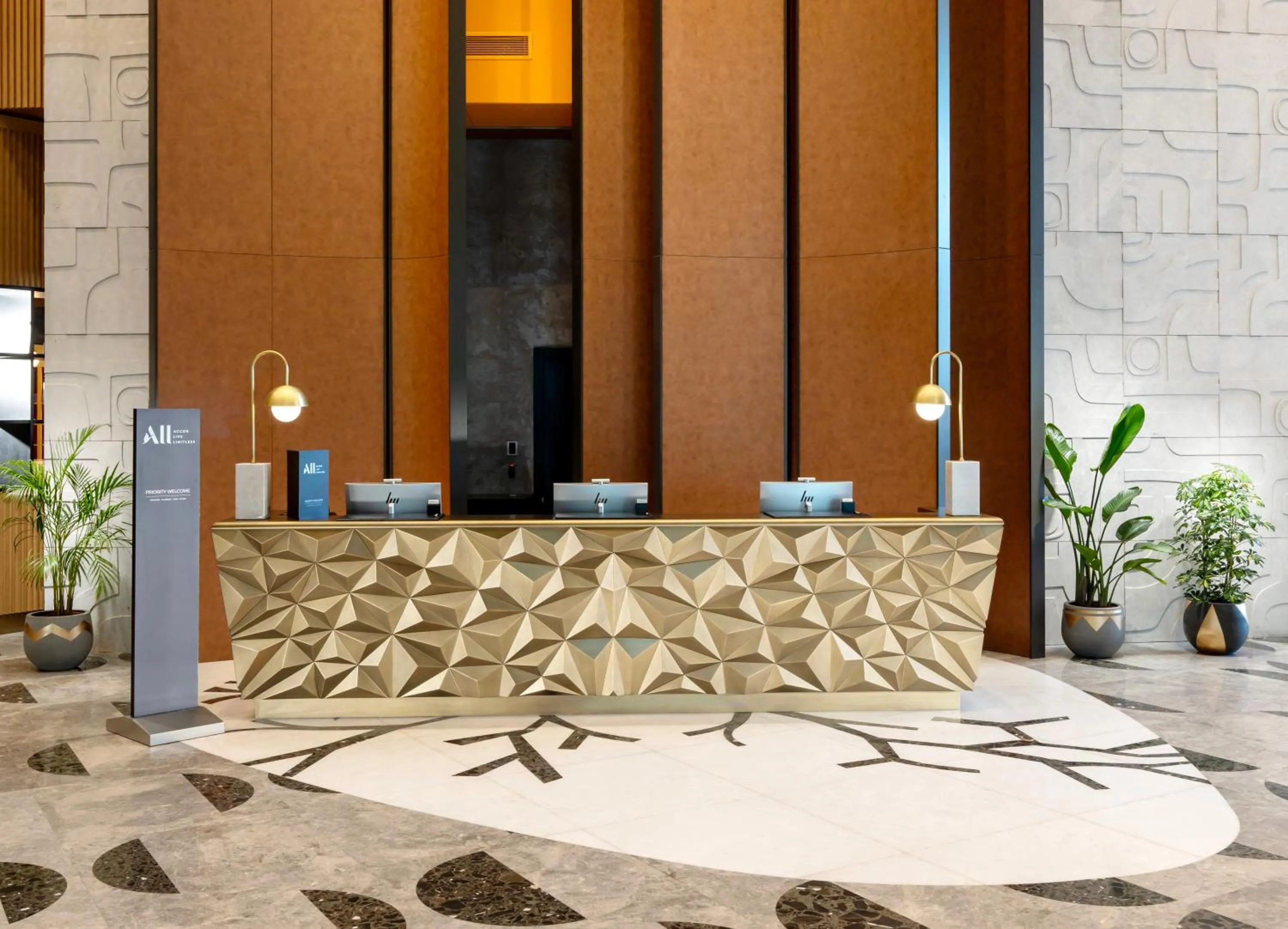 Lobby or reception in Mövenpick Hotel Istanbul Marmara Sea