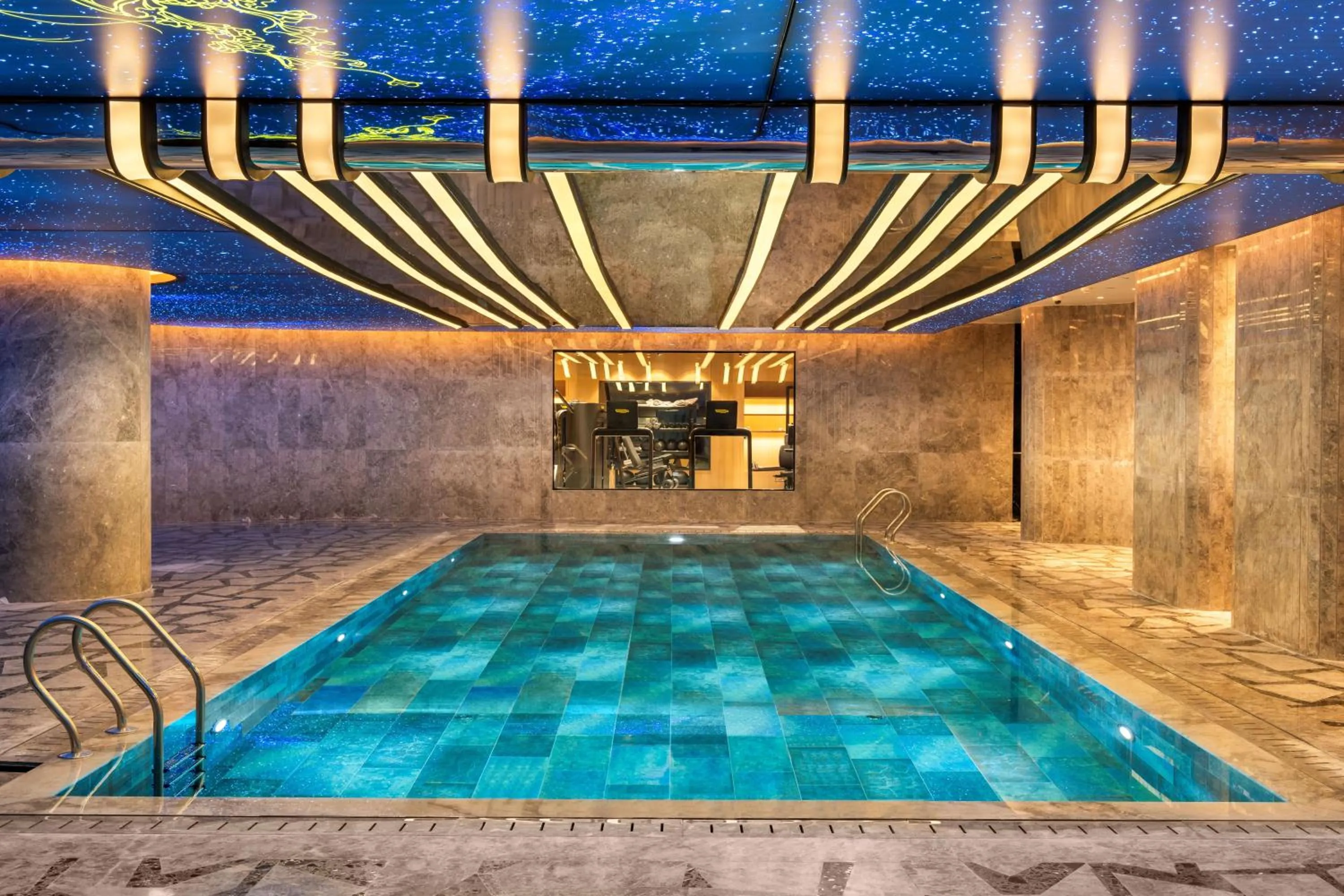 Swimming pool in Mövenpick Hotel Istanbul Marmara Sea