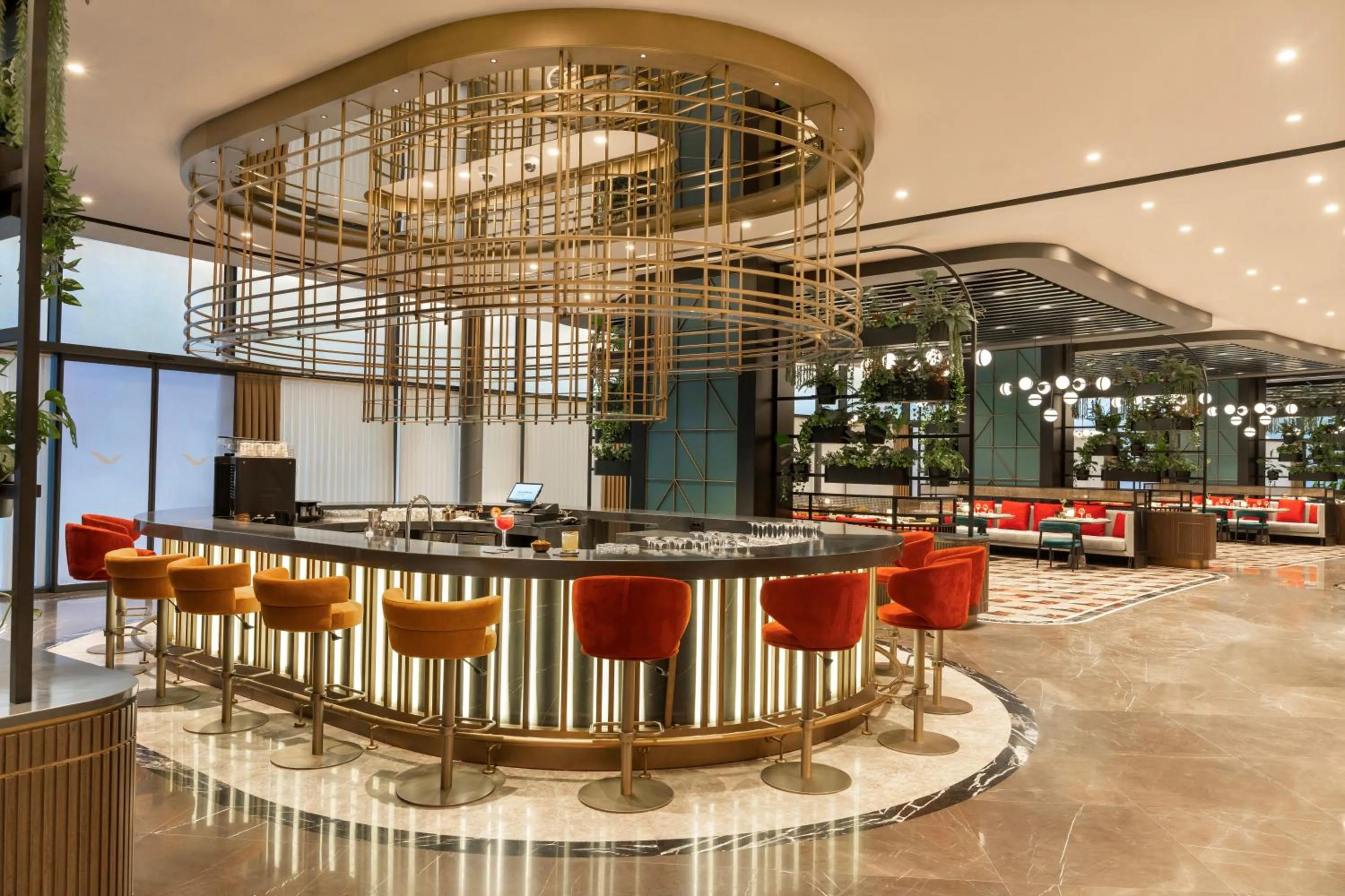 Lounge or bar in Mövenpick Hotel Istanbul Marmara Sea