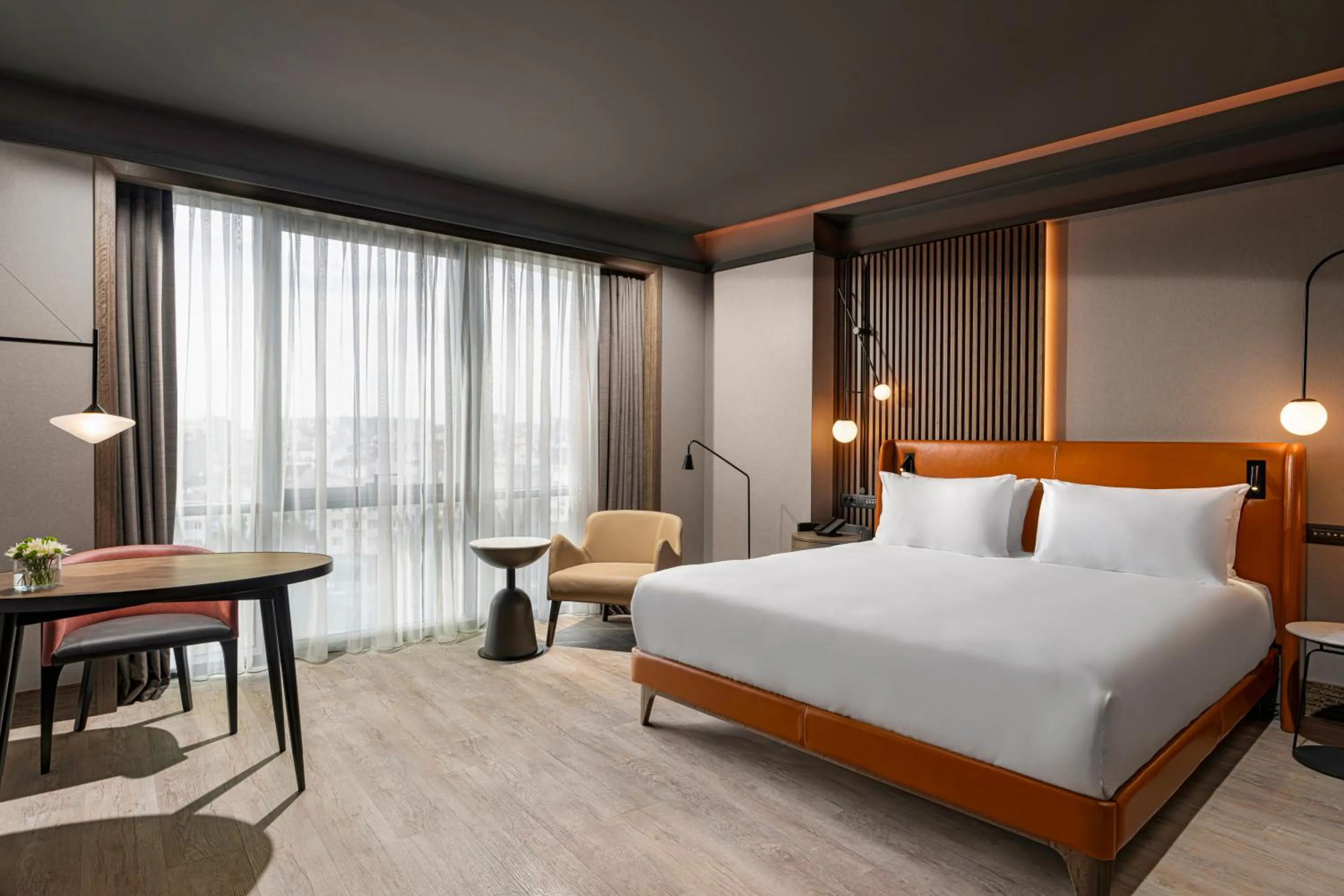 Bedroom, Bed in Mövenpick Hotel Istanbul Marmara Sea