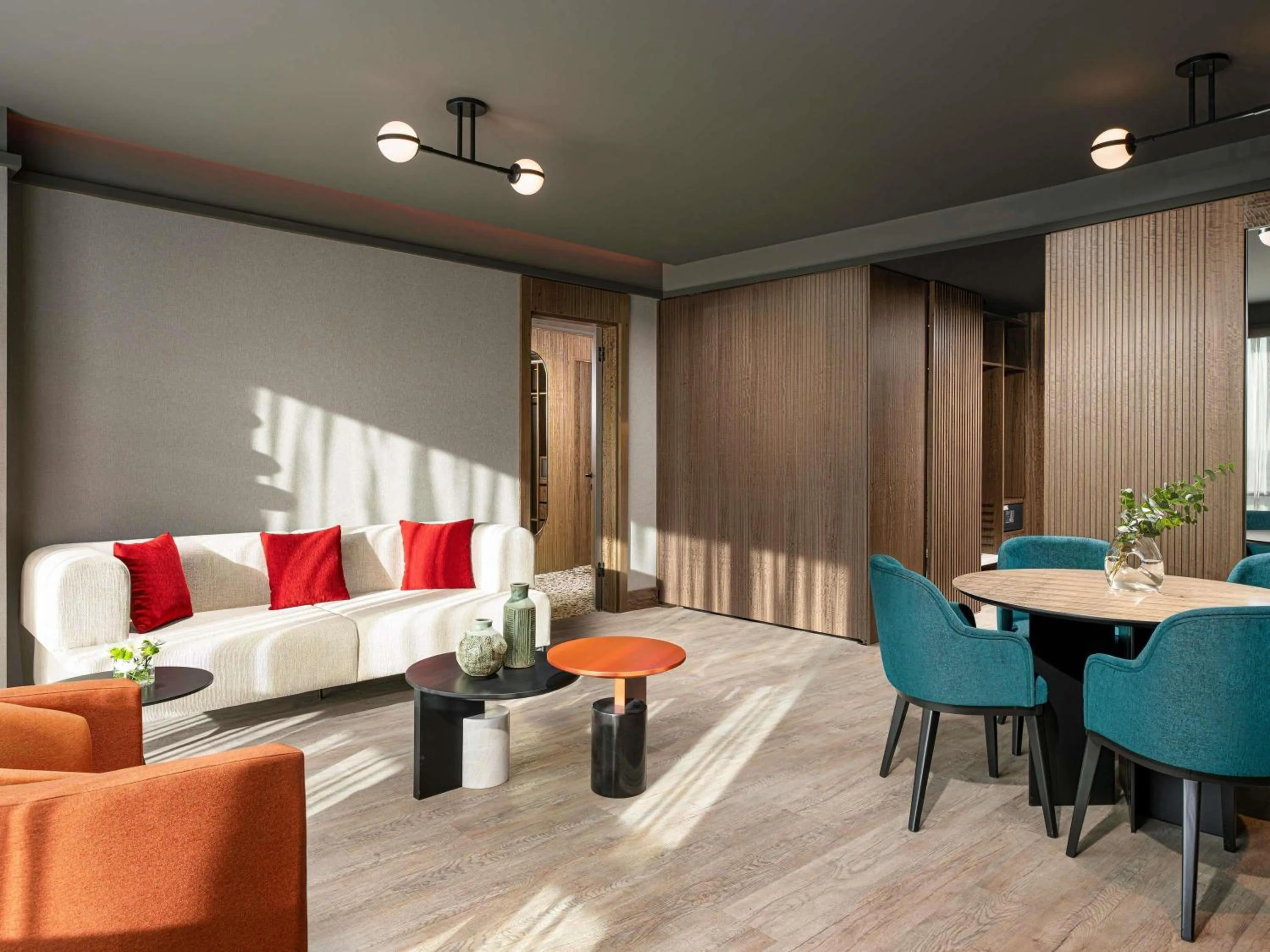 Property building in Mövenpick Hotel Istanbul Marmara Sea