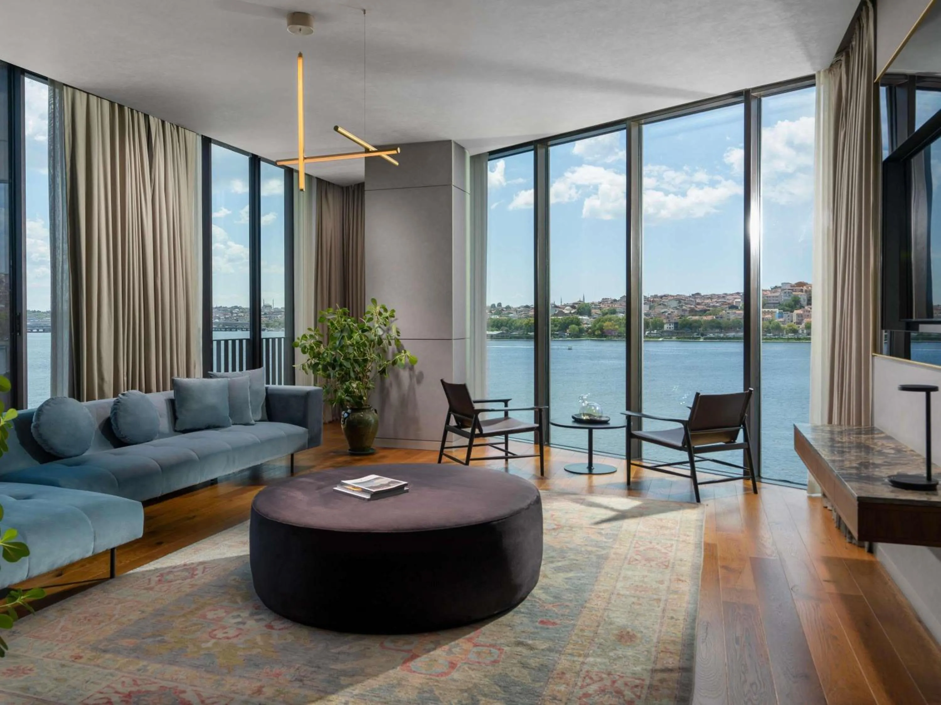 Bedroom in Rixos Tersane Istanbul