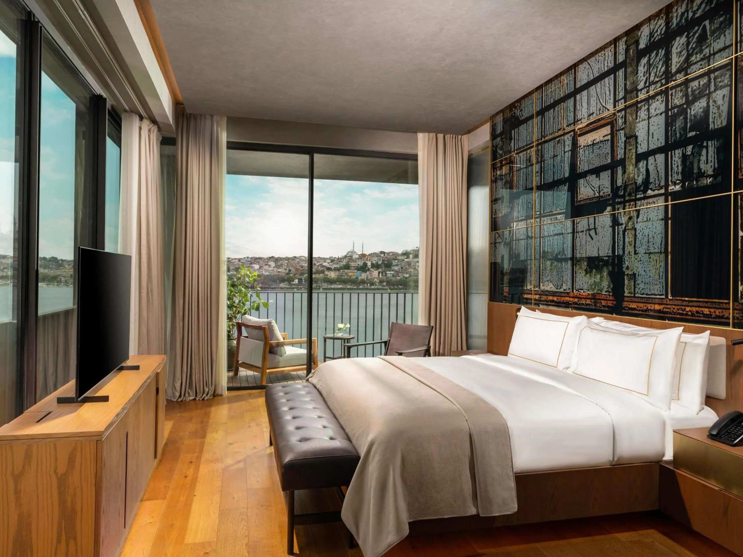 Bedroom, Bed in Rixos Tersane Istanbul