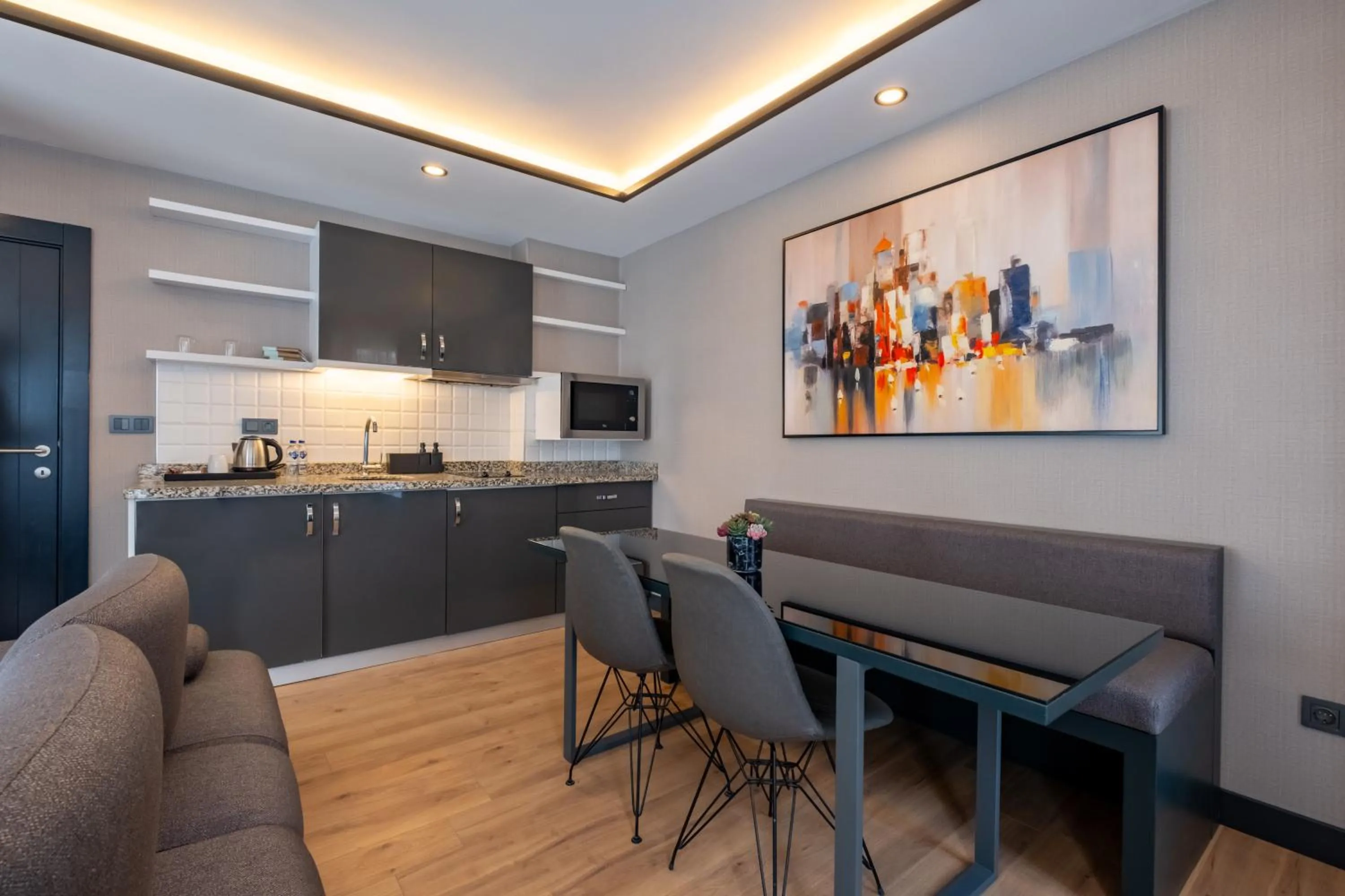 Kitchen or kitchenette in The Row Suites Taksim