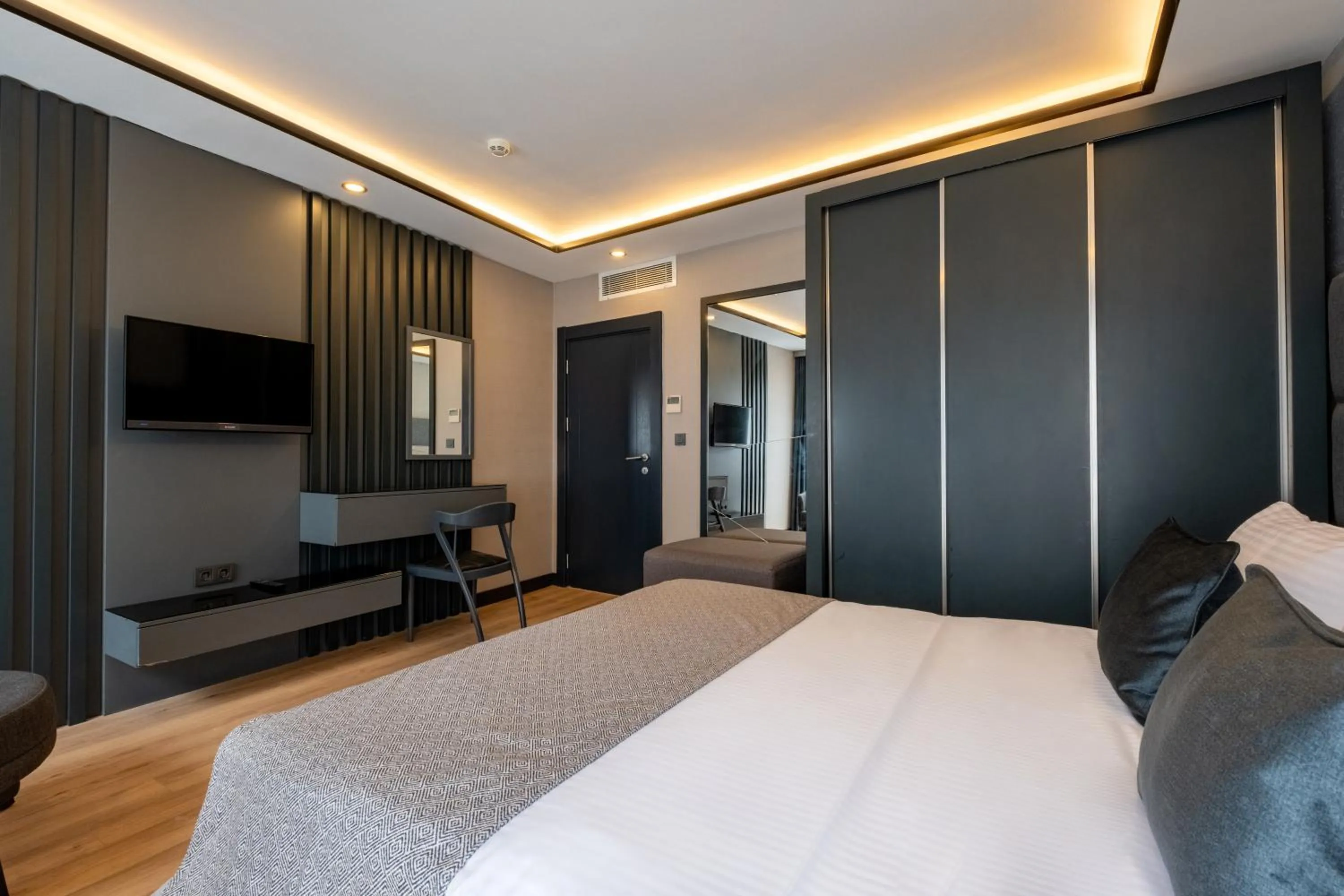 Bedroom, Bed in The Row Suites Taksim