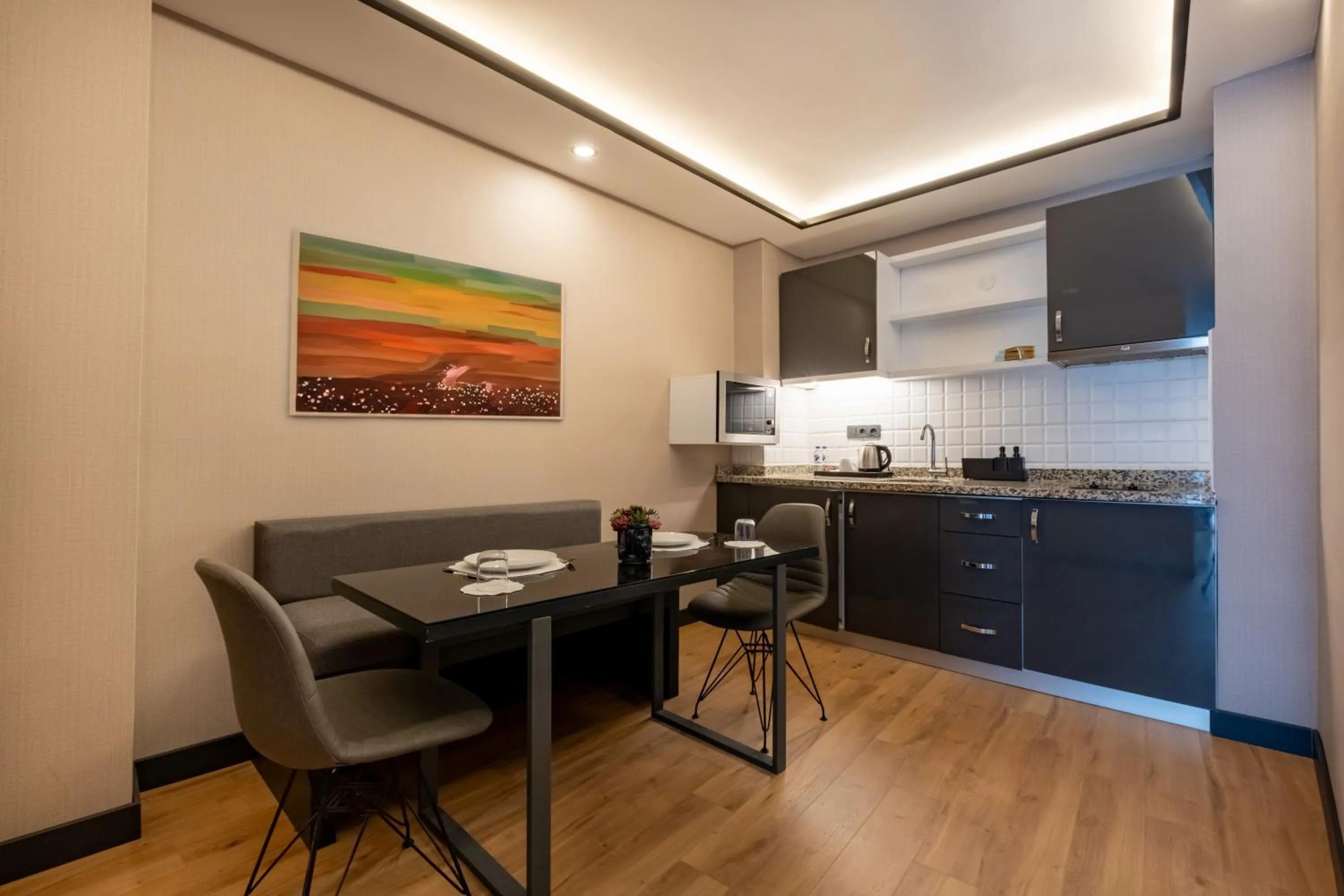 Coffee/tea facilities in The Row Suites Taksim