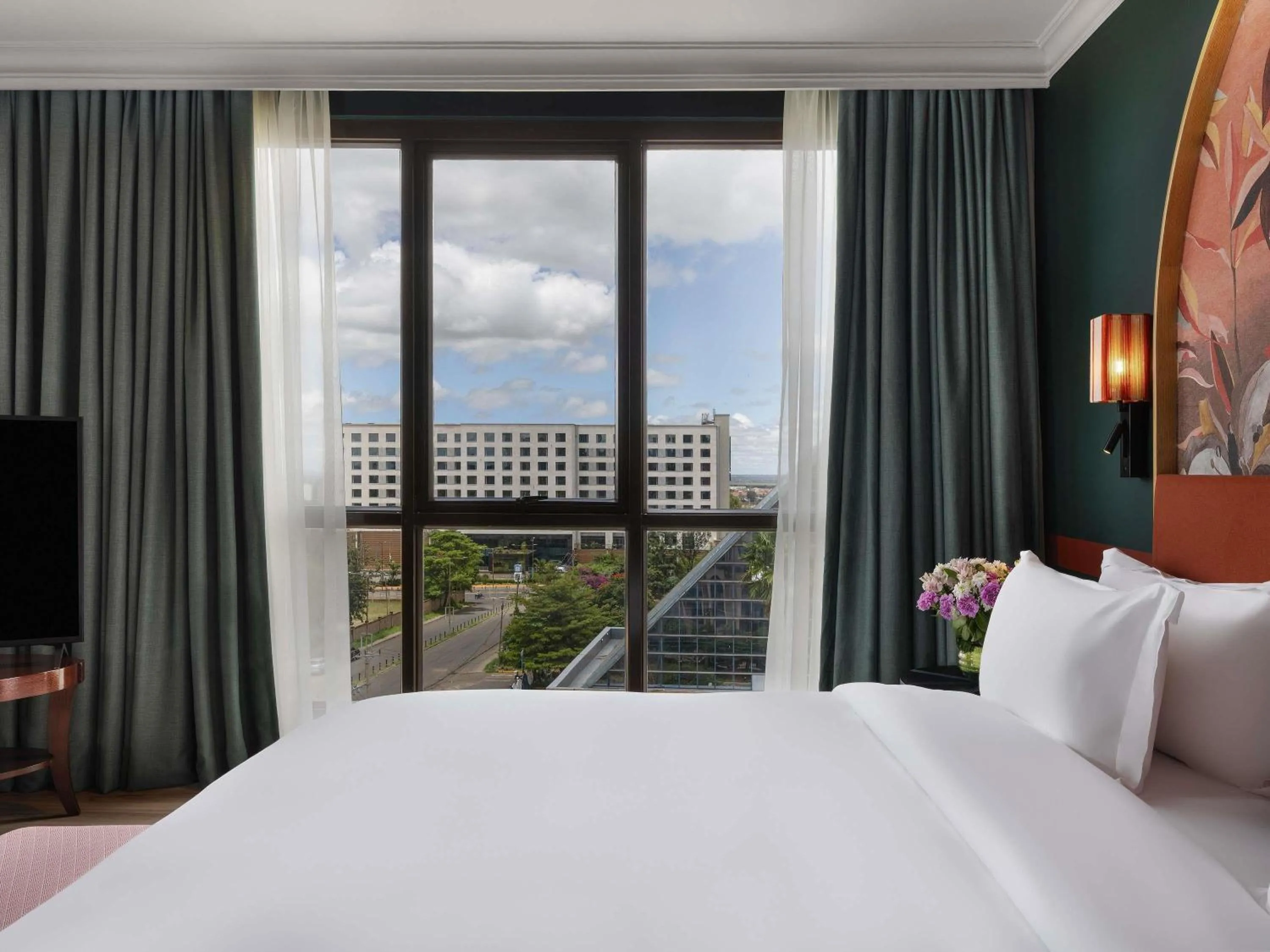 Bedroom, Bed in Pullman Nairobi Upper Hill