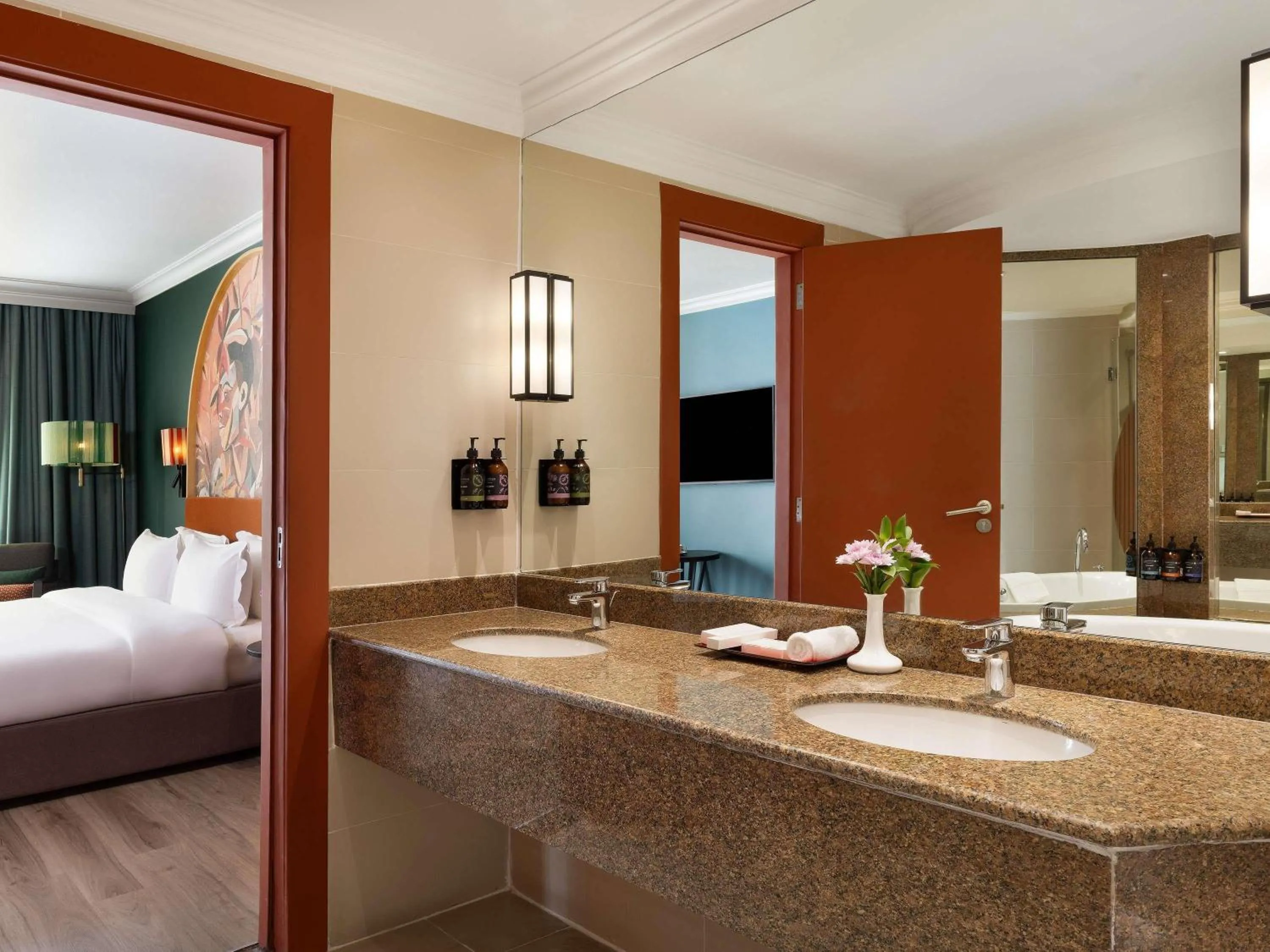 Bedroom, Bed in Pullman Nairobi Upper Hill