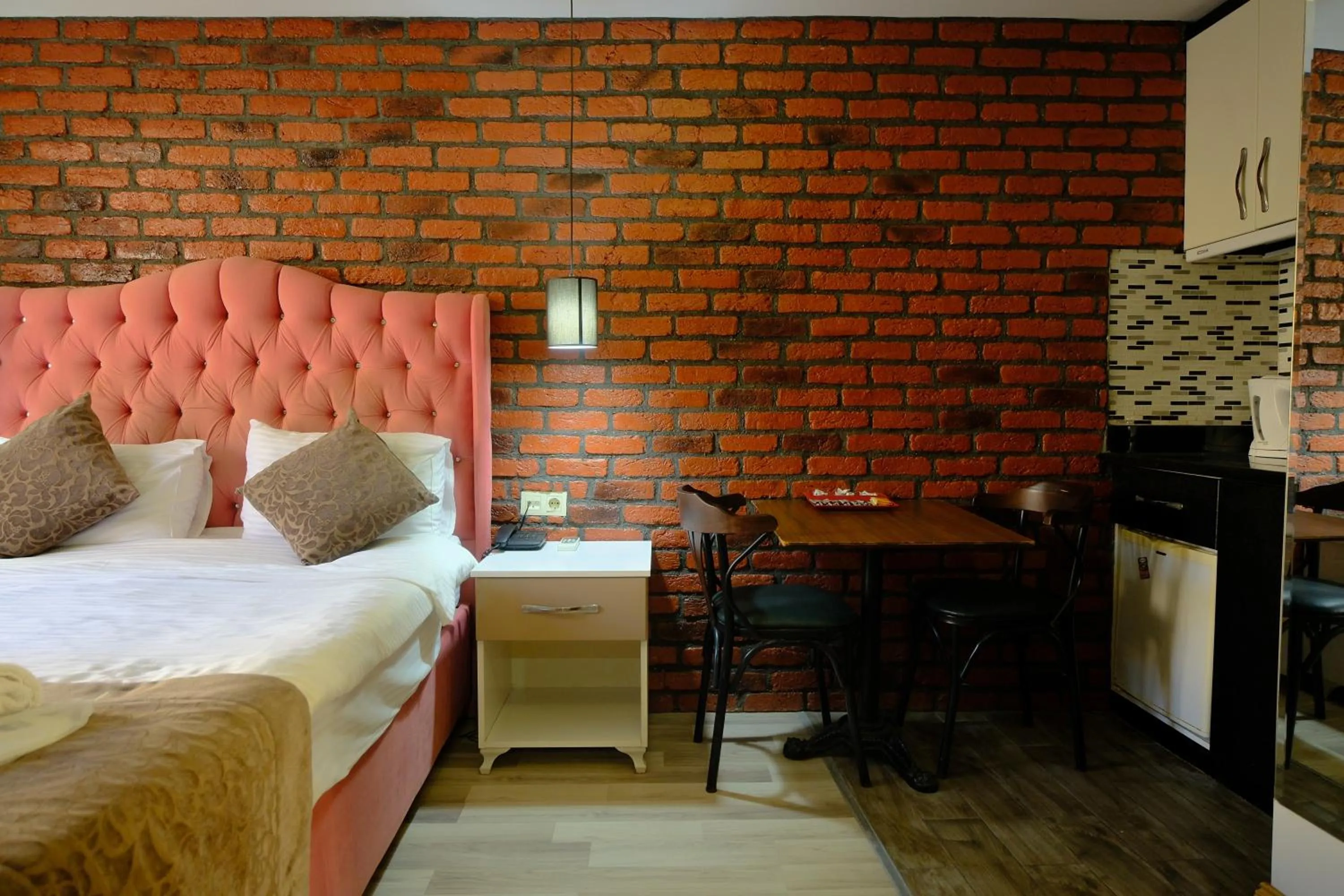 Bed in Taksim Celebi Suites