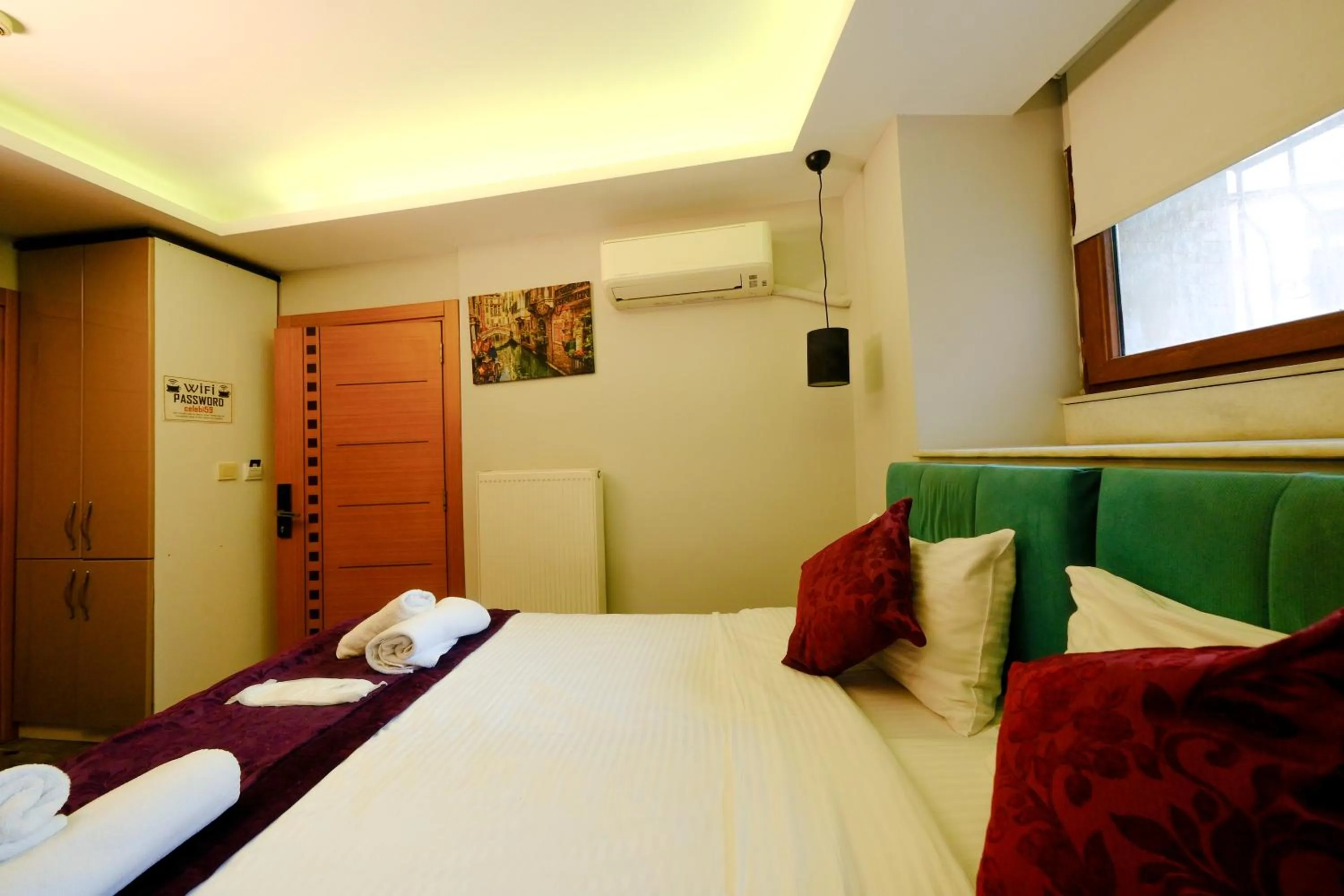 Bed in Taksim Celebi Suites
