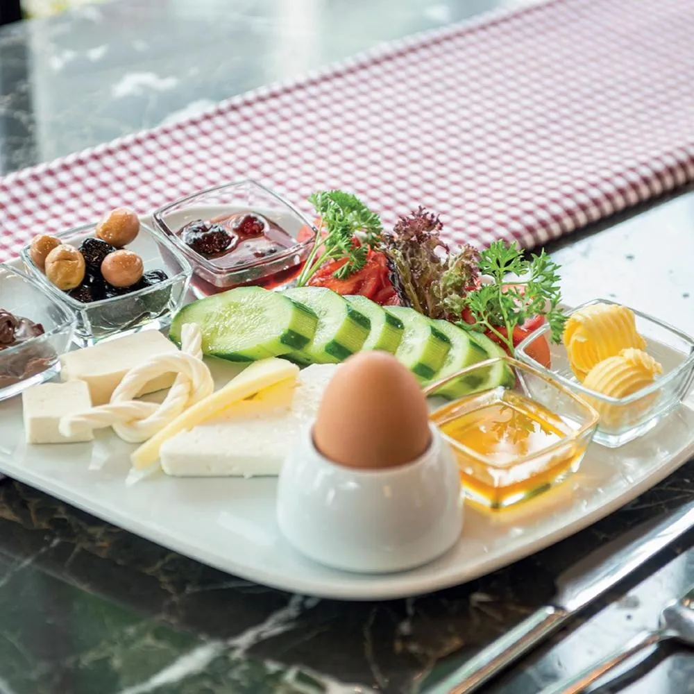 Breakfast in Taksim Celebi Suites