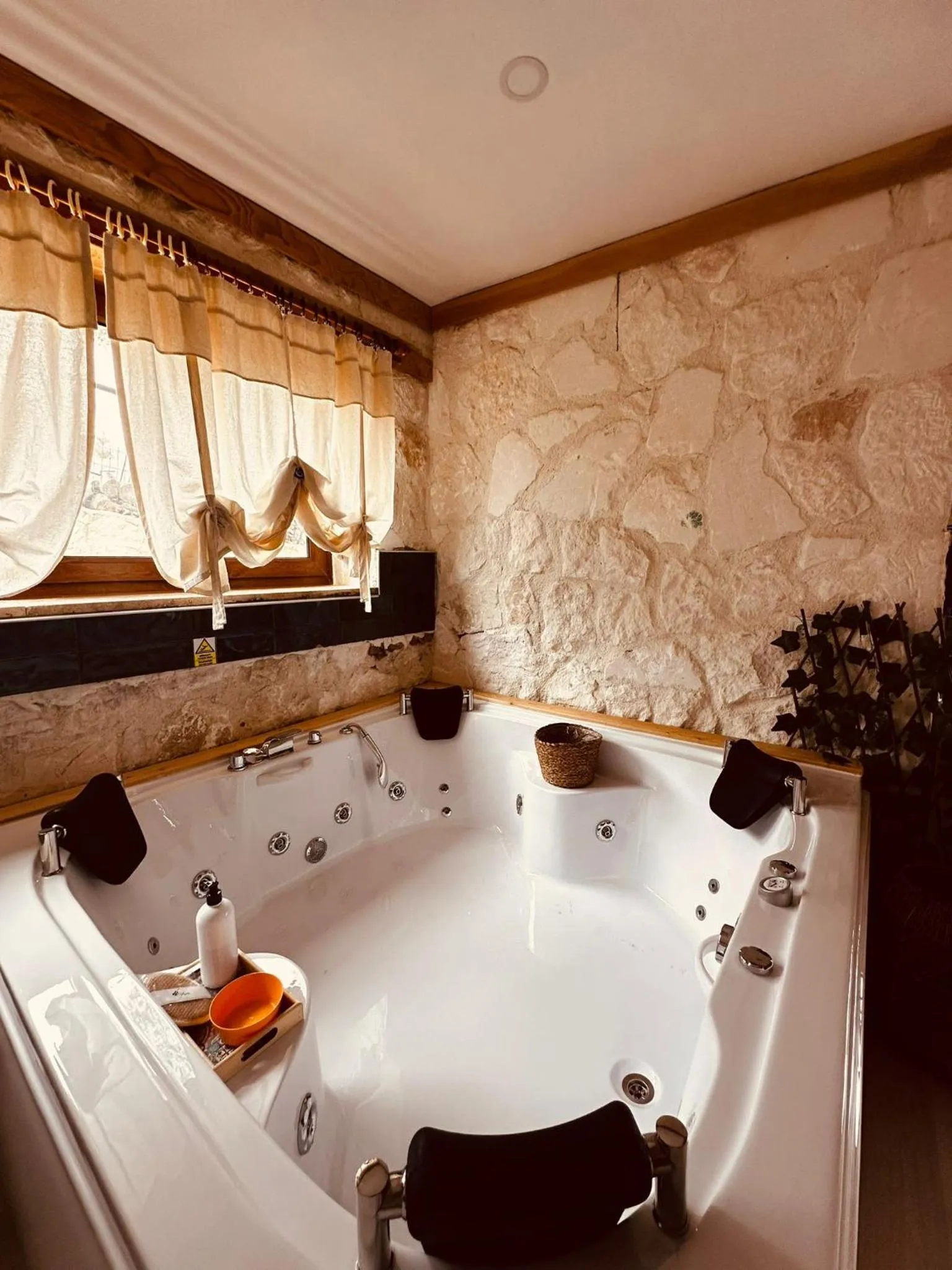 Kandybos Eco Farm Village