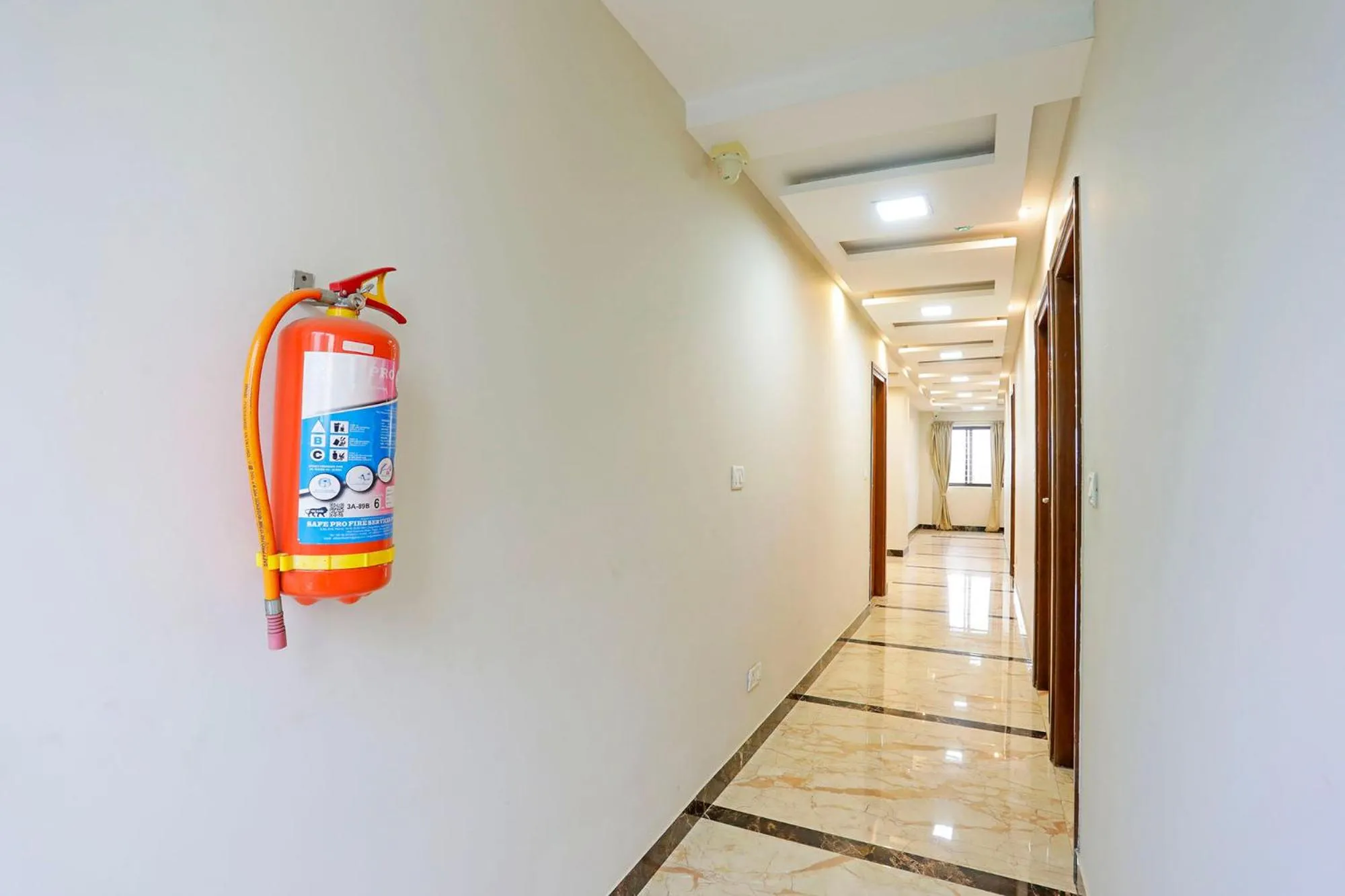 Lobby or reception in Hotel Orange Park