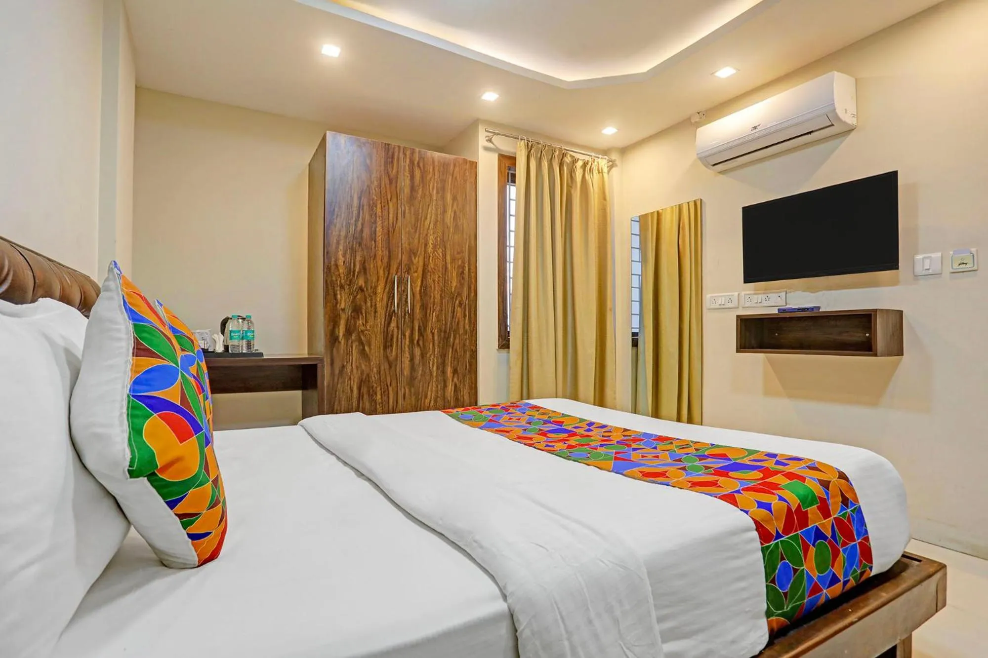 Bed in Hotel Orange Park